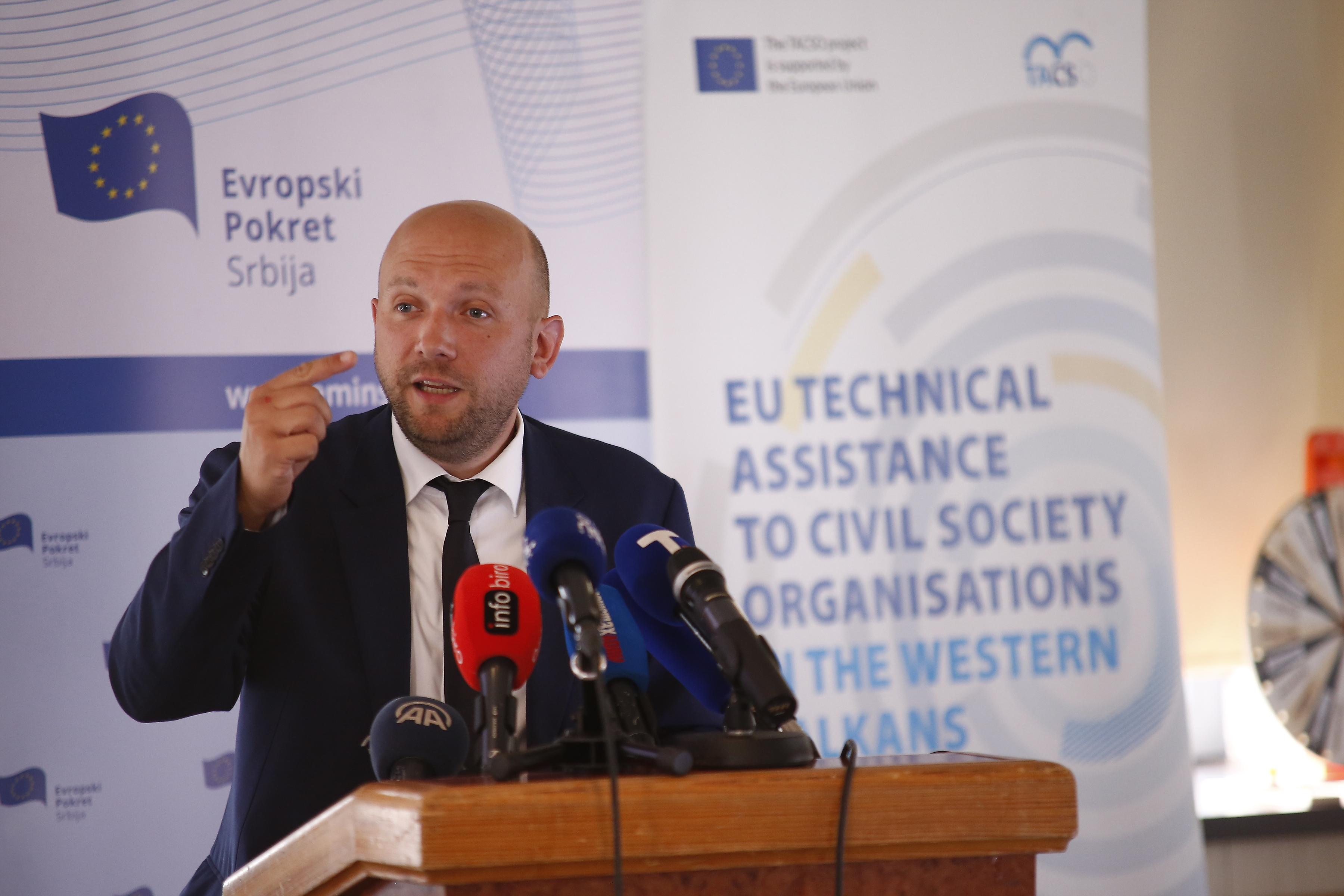 German Special Envoy for the Western Balkans Manuel Saracin spoke at the "Revitalization of EU Values" conference organized by the European Movement in Serbia and EU TACSO.