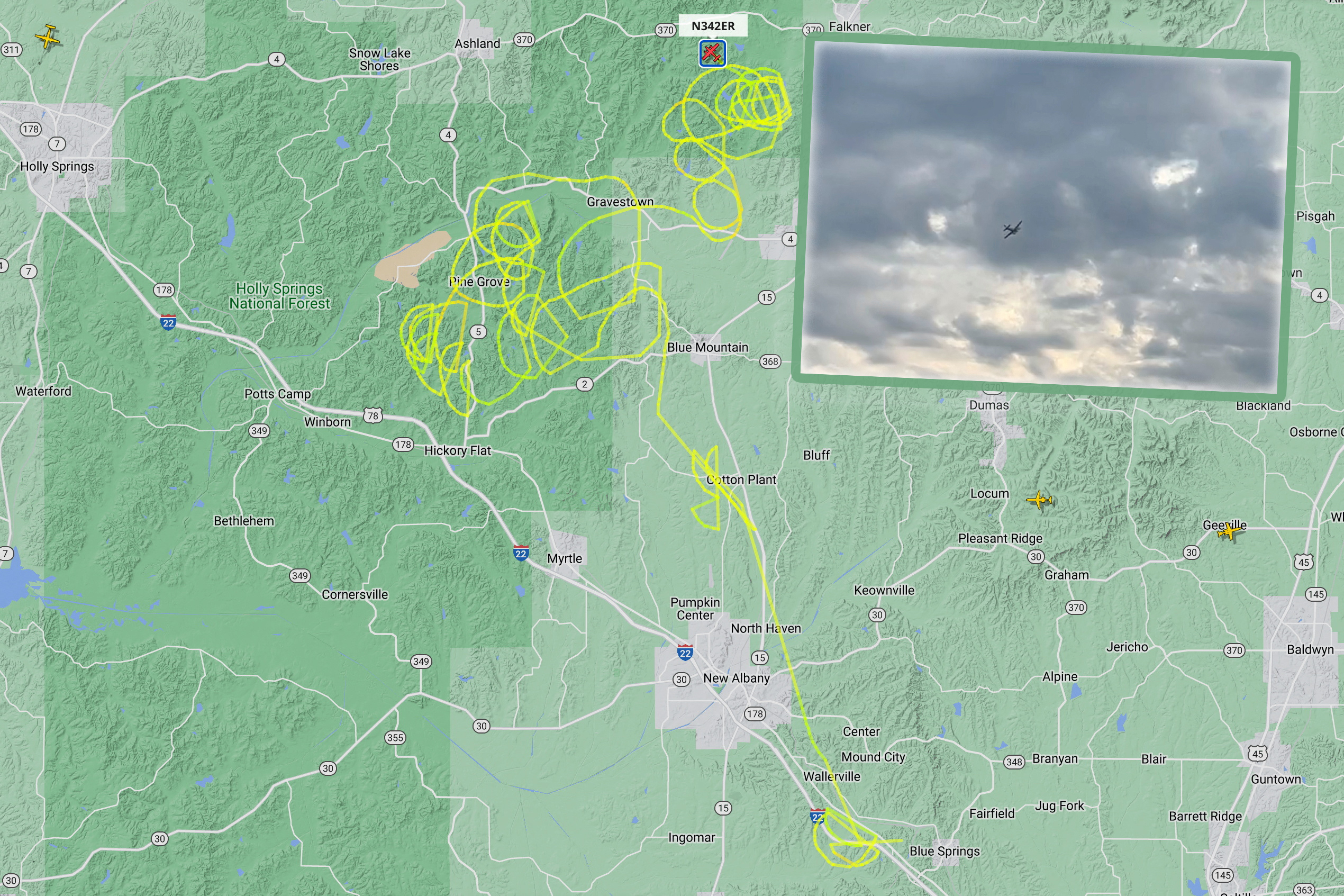 Flight path of a Beech C90A small twin-engine passenger plane over Mississippi
