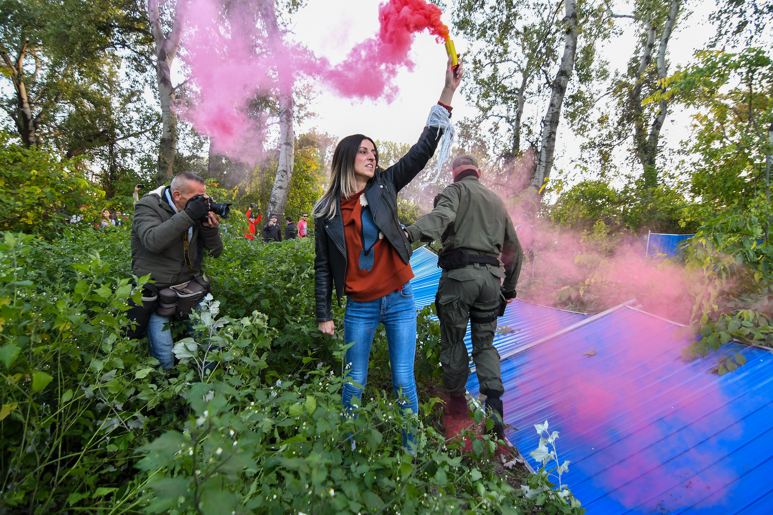 Novi Sad166 Protest protiv izgradnje mosta kod Sodrosa foto Nenad Mihajlovic