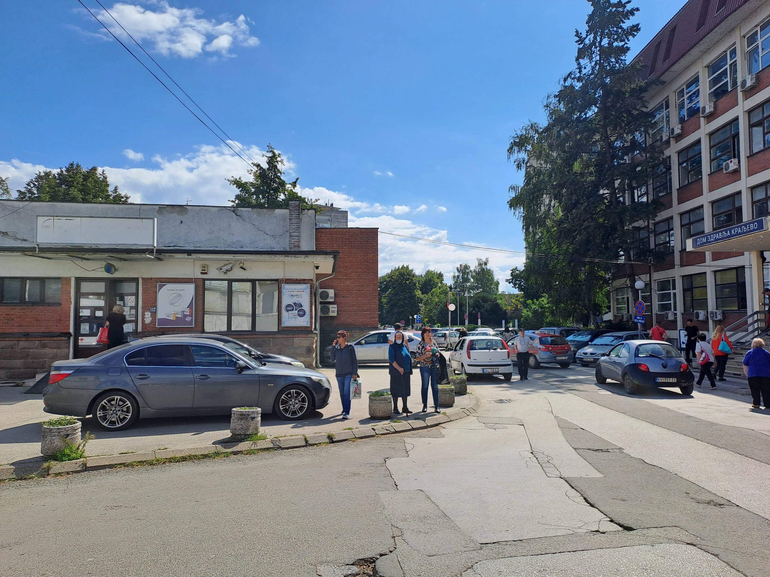 Kraljevo, Kupio lokal, a sa njim i saobraćajnicu do bolnice Foto: Nova.rs