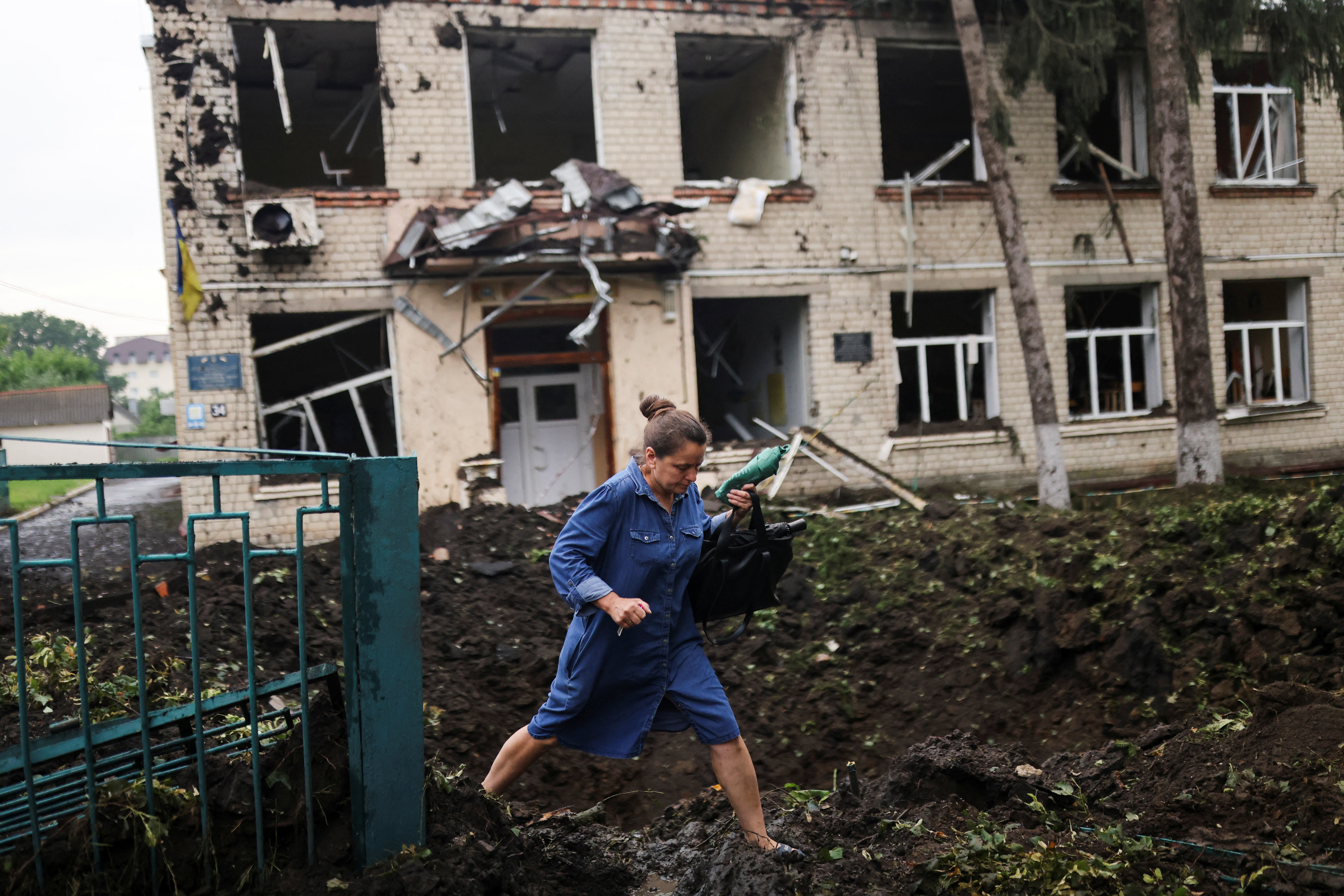 Russia's attack continues in the Kharkiv region