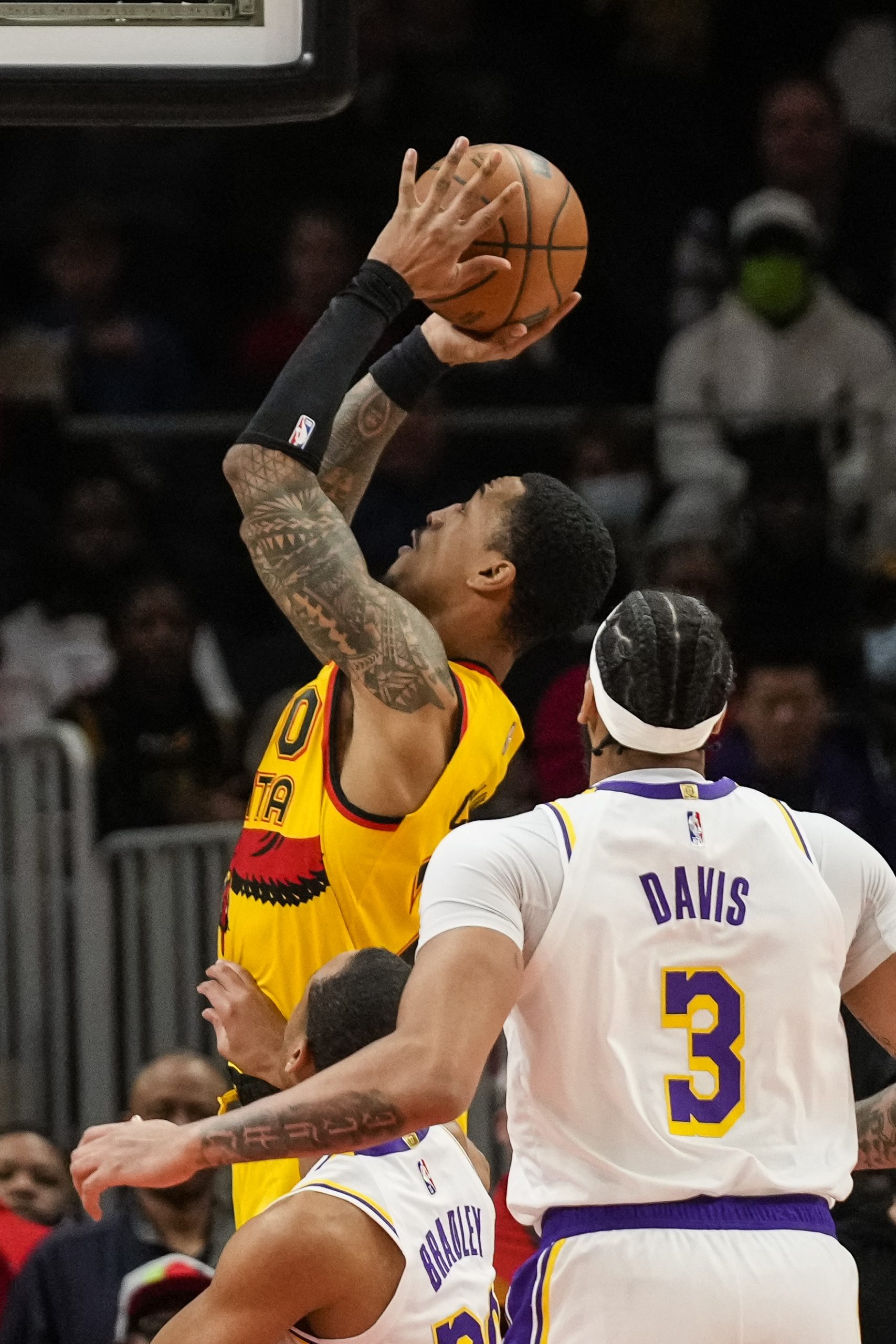 1643568603-2022-01-30T184711Z_1413203861_MT1USATODAY17589078_RTRMADP_3_NBA-LOS-ANGELES-LAKERS-AT-ATLANTA-HAWKS-scaled.jpg
