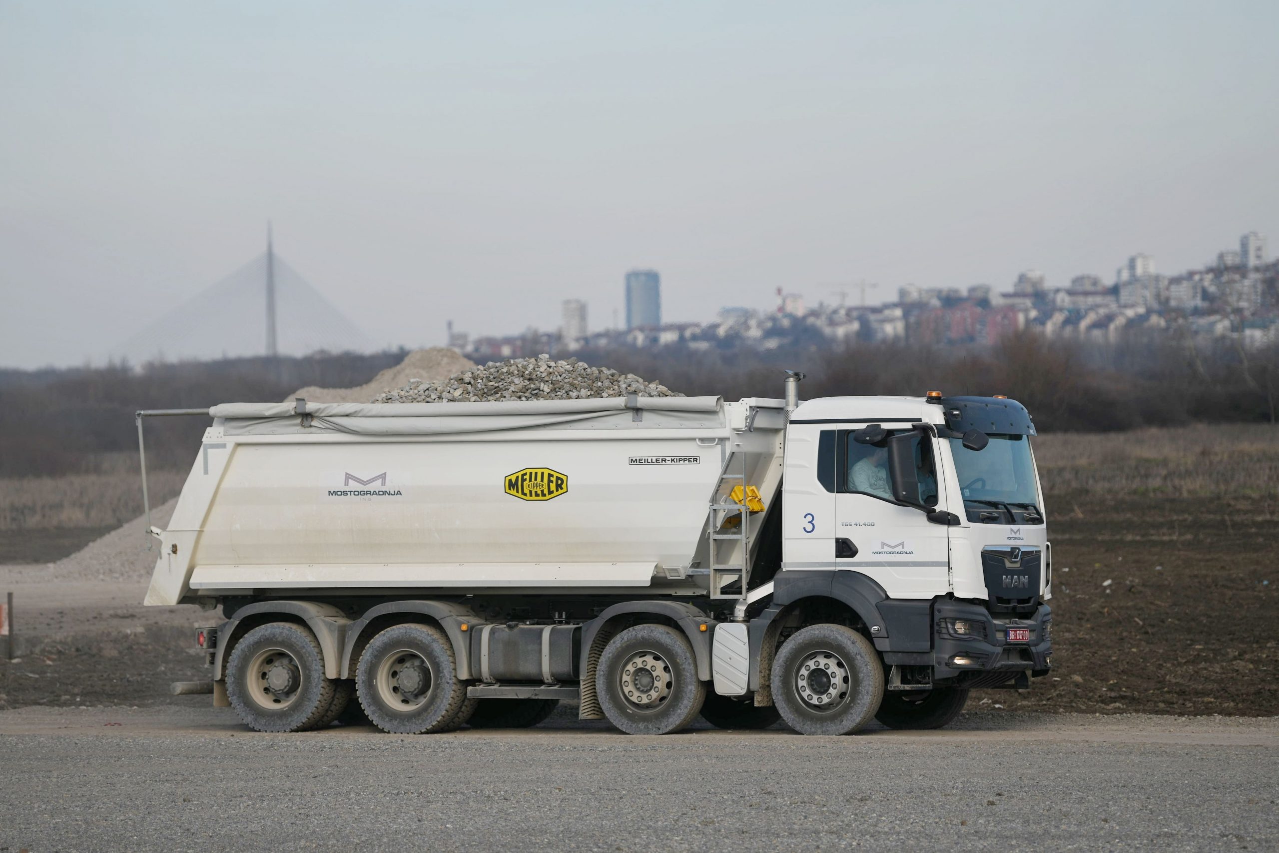Beograd 11.02.2022. Izgradnja metro stanice Makis, makisko polje, radovi, gradjevinske, građevinske mašine Foto: Filip Krainčanić/Nova.rs