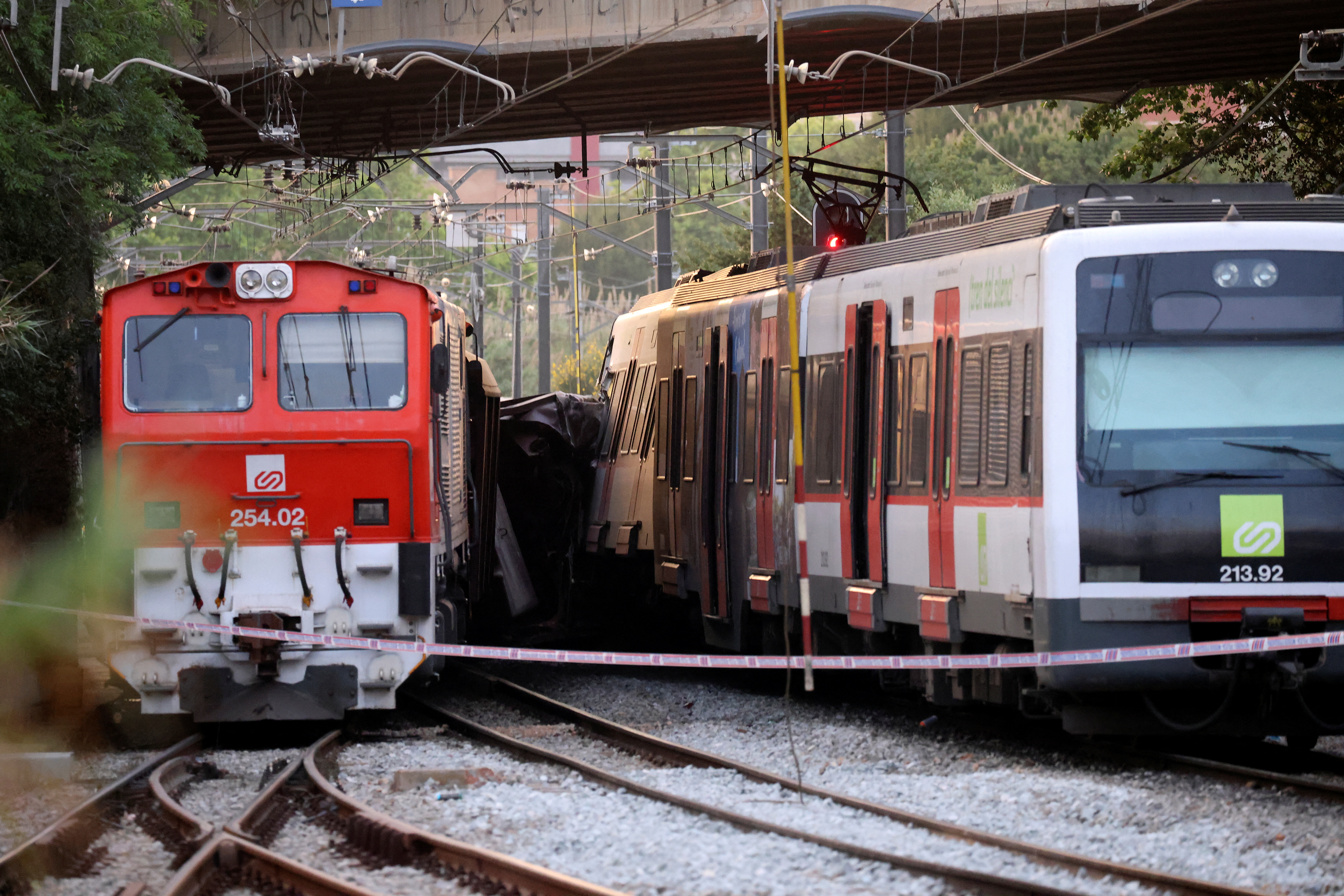 Commuter train collides with goods train on the outskirts of Barcelona