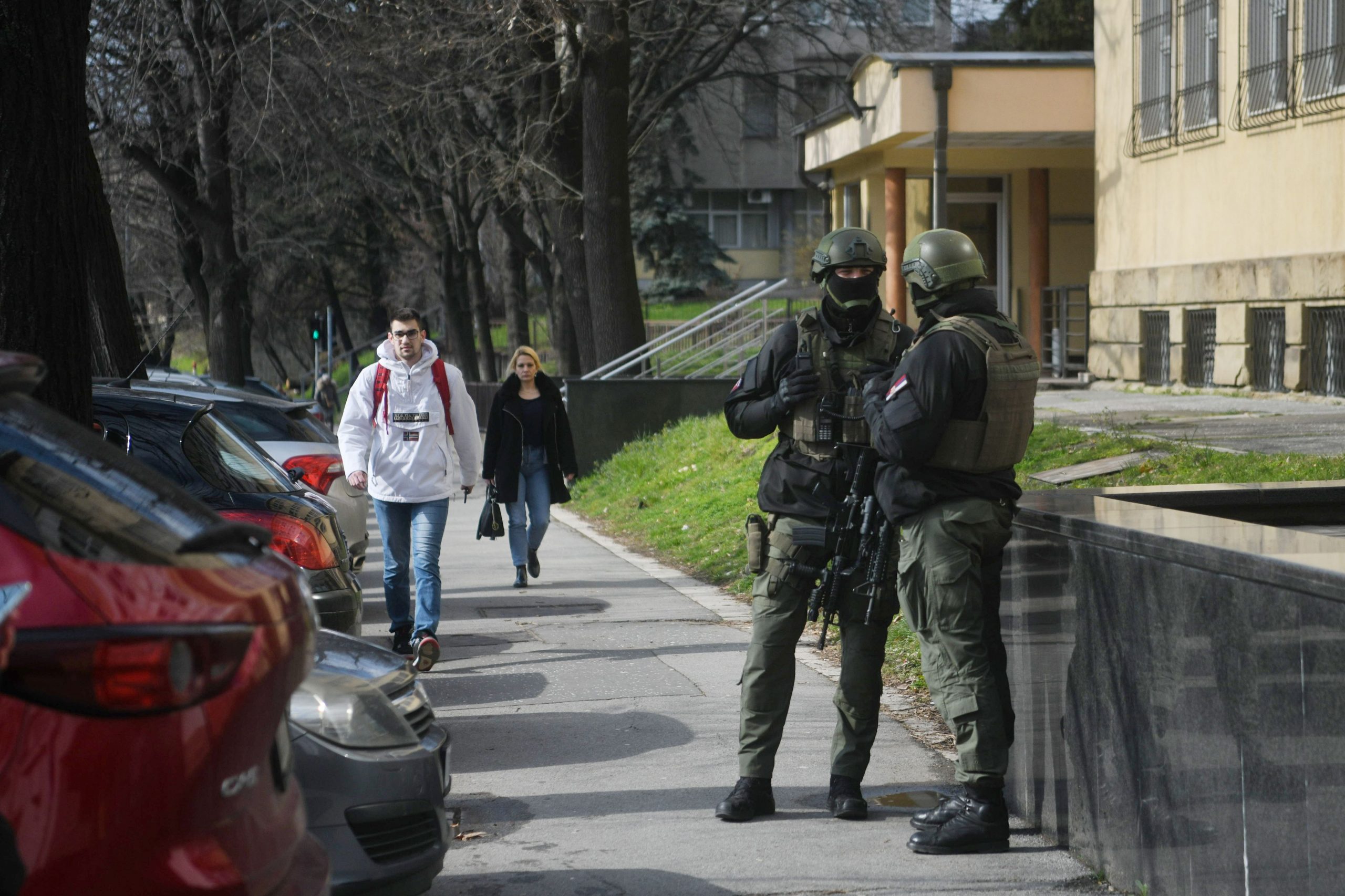 Zandarmerija ispred specijalnog suda, specijalni sud, suđenje, sudjenje Velji nevolji, žandarmerija, Velja Nevolja, Vuk Belivuk