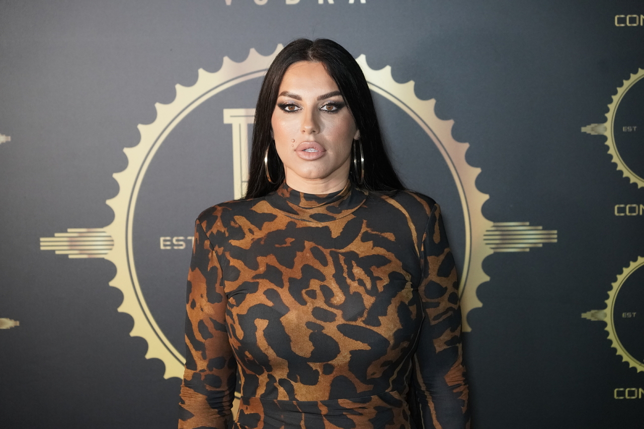 seka_aleksic__393807__photo_E-Stock_caslav_vukojicic