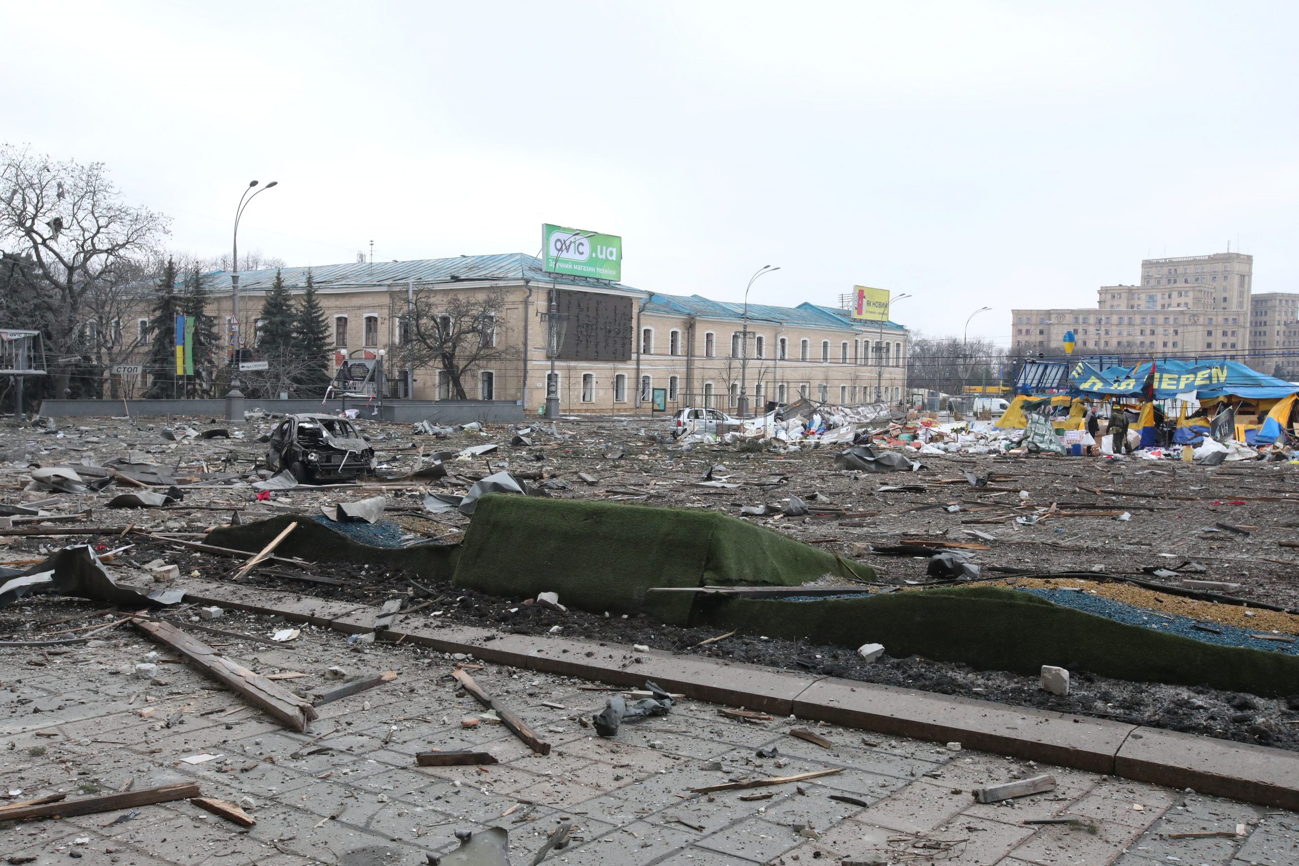 A view shows the area near the regional administration building, which city officials said was hit by a missile attack, in central Kharkiv, Ukraine, March 1, 2022. REUTERS/Vyacheslav Madiyevskyy