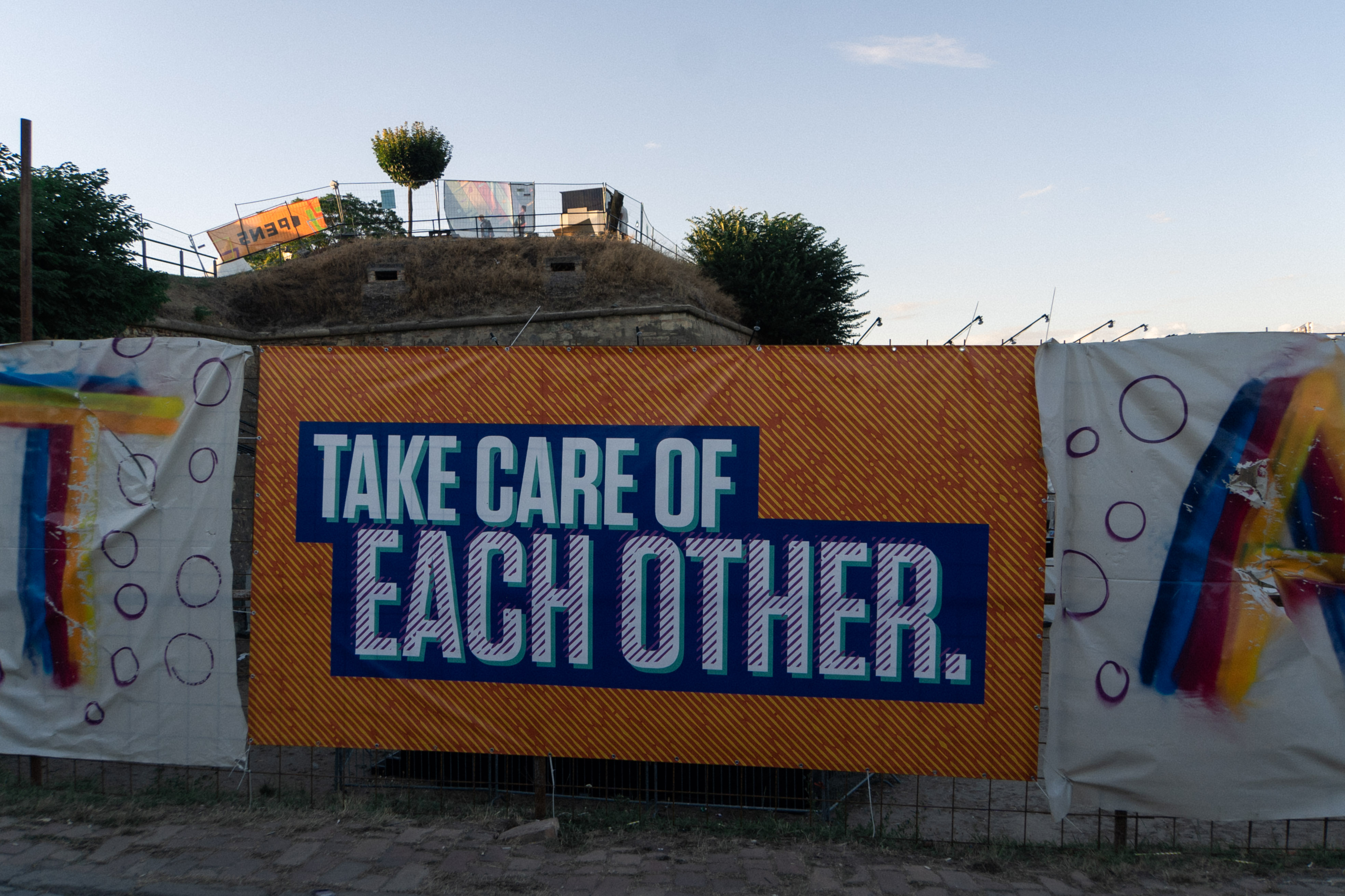 @jovan_radakovic . poruke_mental health-take care of each other