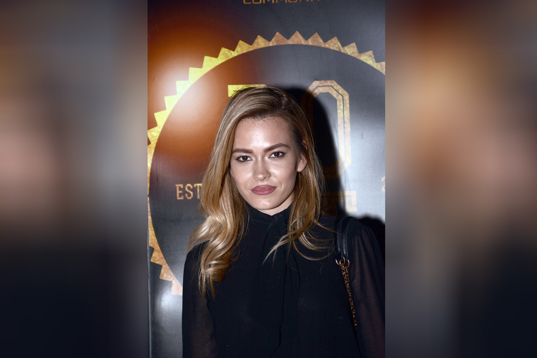 ksenija_bujisic__99673__photo_E-Stock_konstantin_bacetic