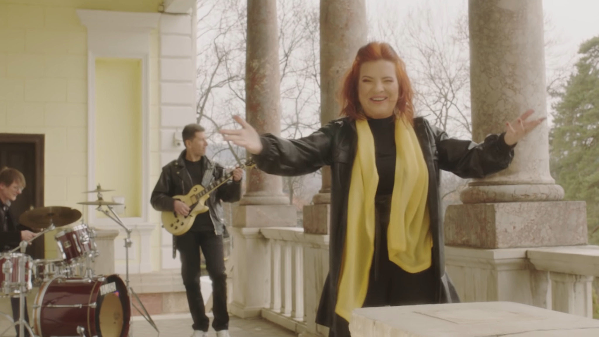 Maja Marinković - Čuda - (Official Video 2022) - YouTube - 2 31