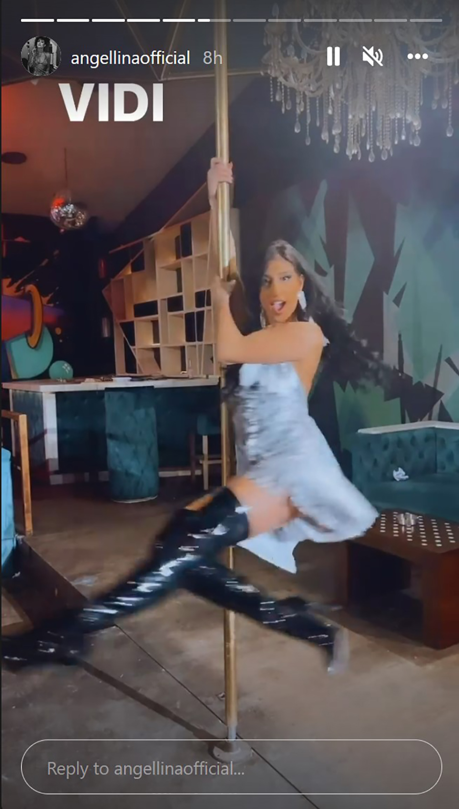 Angellina, Angelina, pevačica, šipka Foto: Instagram/angellinaofficial