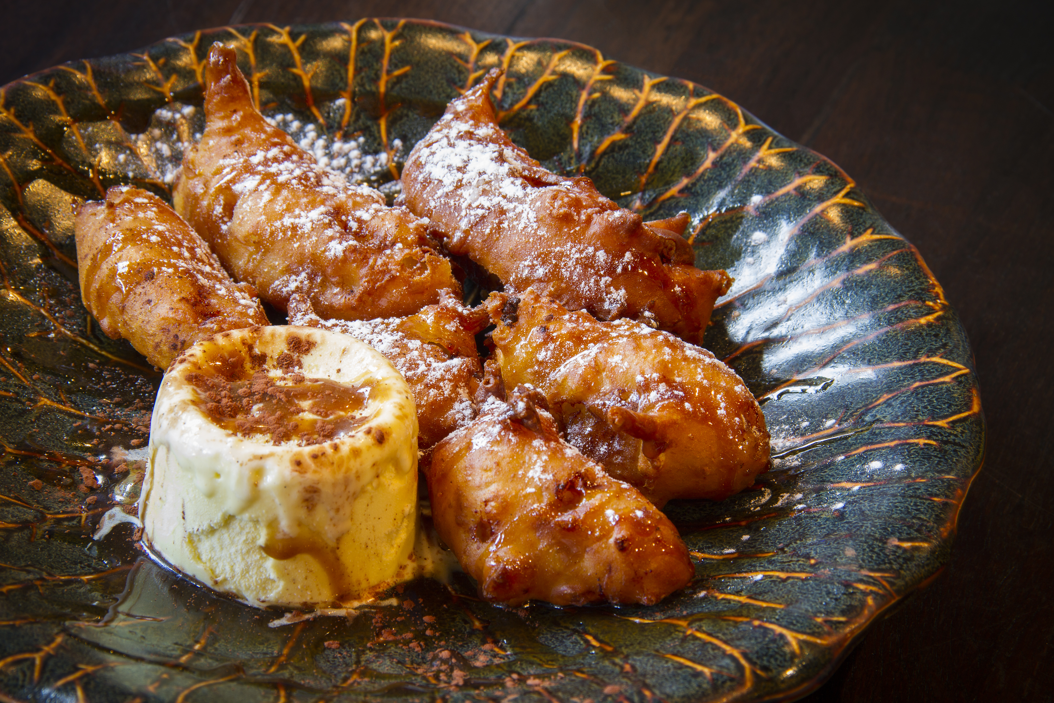 Fried,Banana,Fritters,With,Vanilla,Ice,Cream,-,Halal
