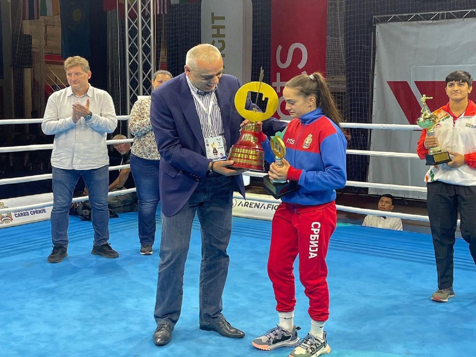 Sara Cirkovic i gradonacelnik Subotice Stevan Bakic