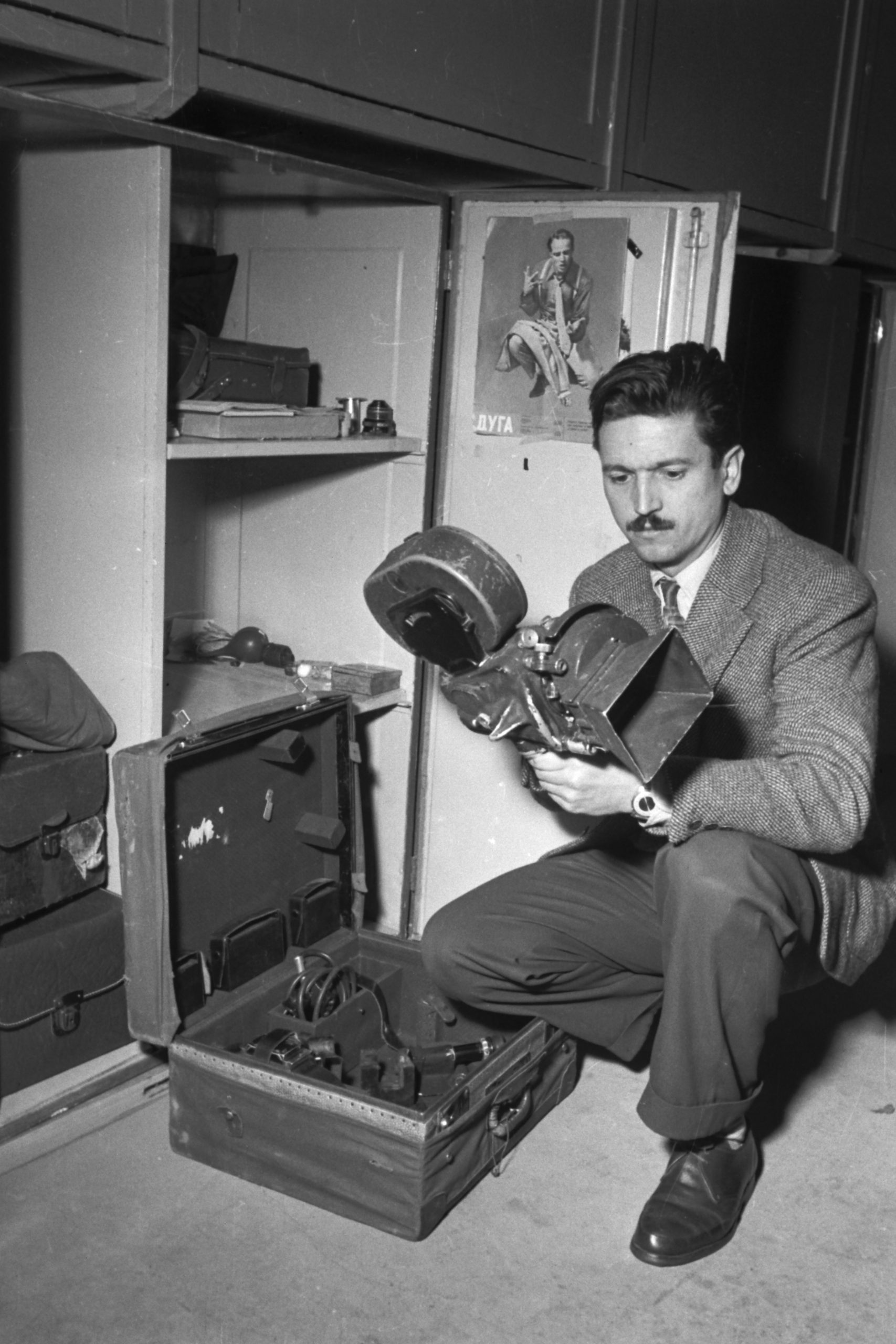 paspartu 24-25  Mihajlo Jovanović _Ciga,_snimatelj_Filmskih novosti Foto Stevan Kragujevćć paspartu 24-25 septembar