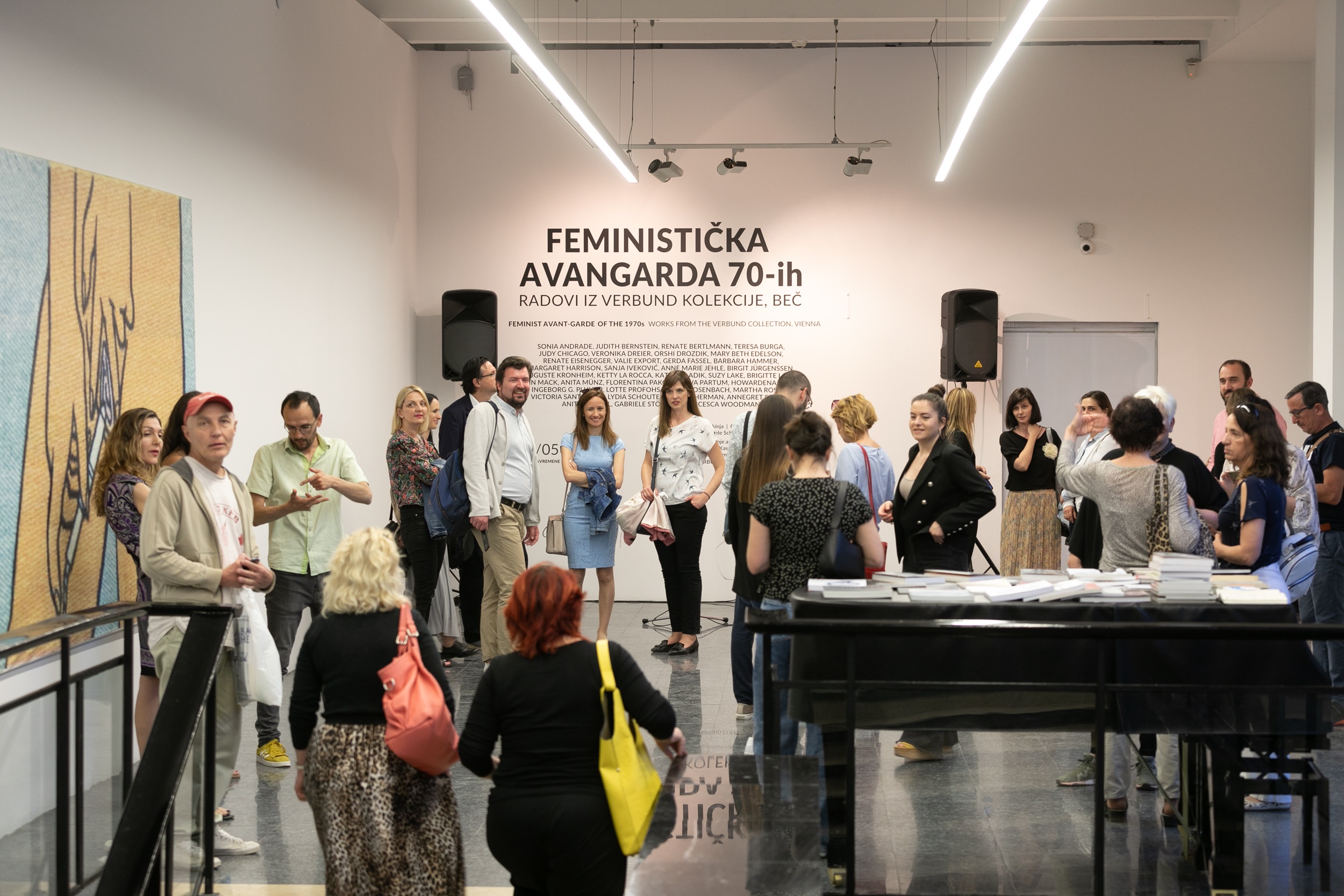1653042472-Publika-na-izlozbi-Feministicka-avangarda-foto-Marko-Ercegovic.jpg