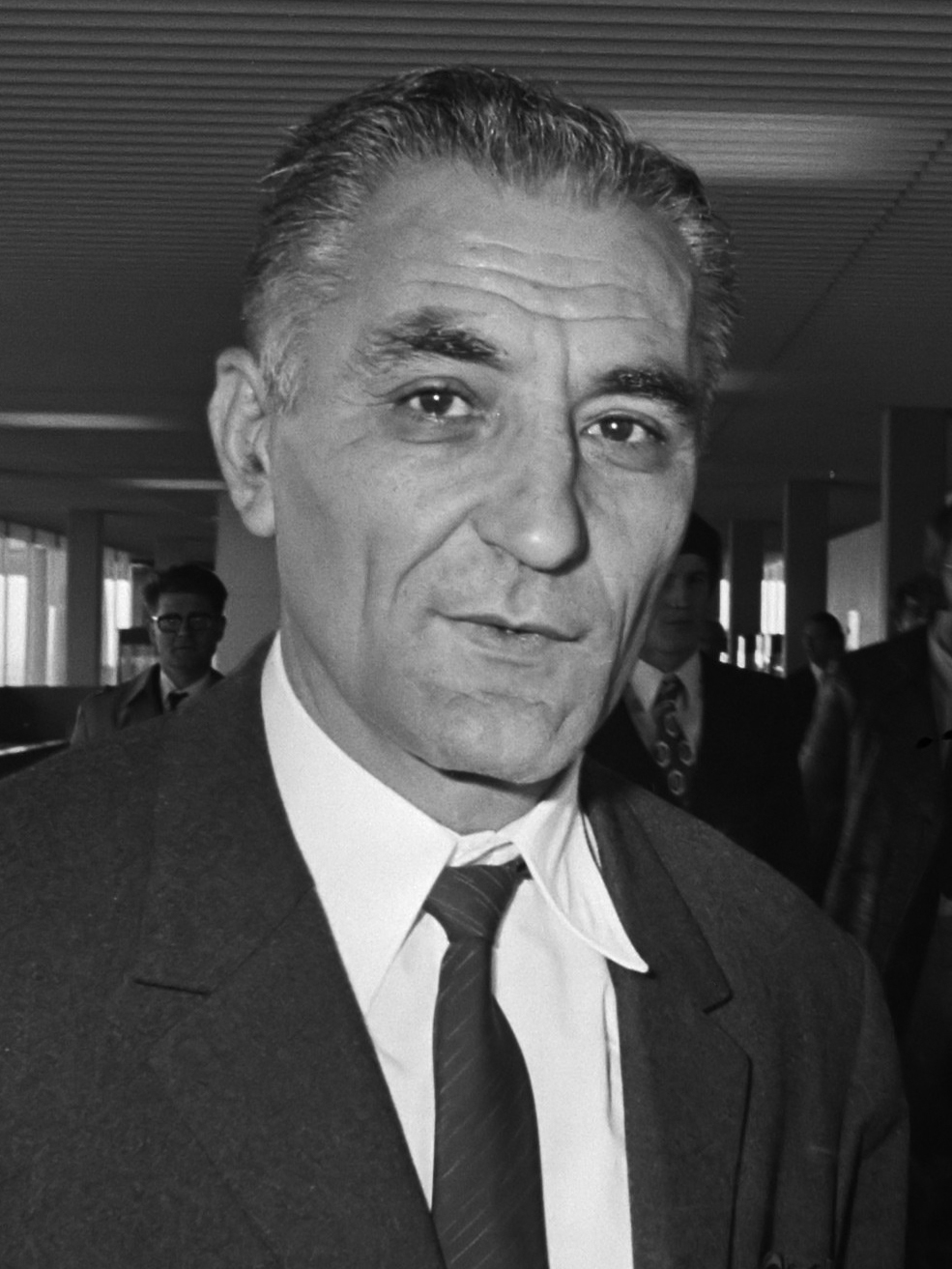 Rajko Mitić Foto: Wikipedia/Rob Mieremet Nationaal/Archief
Joegoslavisch elftal arriveert op Schiphol 
*8 oktober 1970