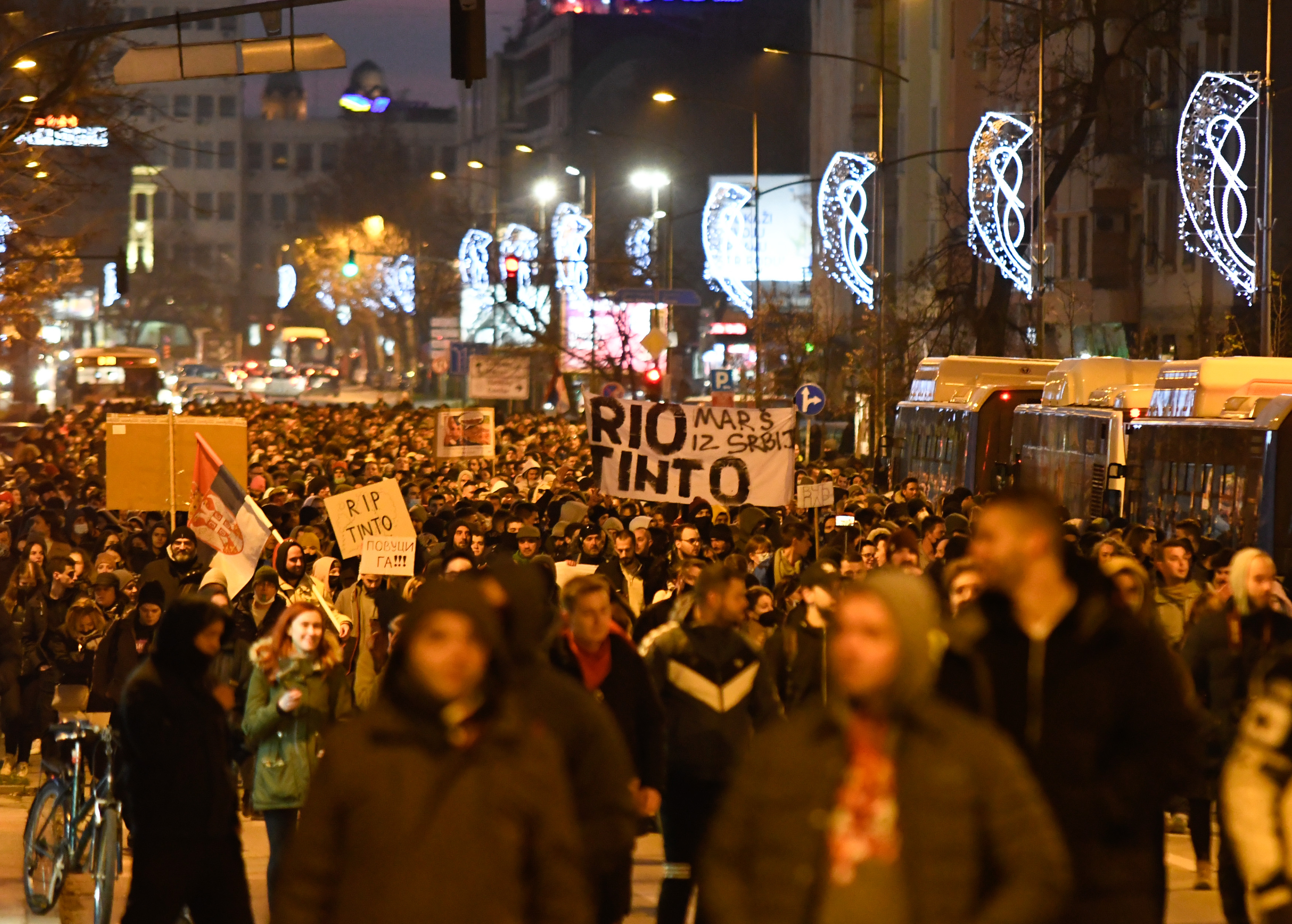 Novi Sad175 protestna setnja blokada mosta foto Nenad Mihajlovic