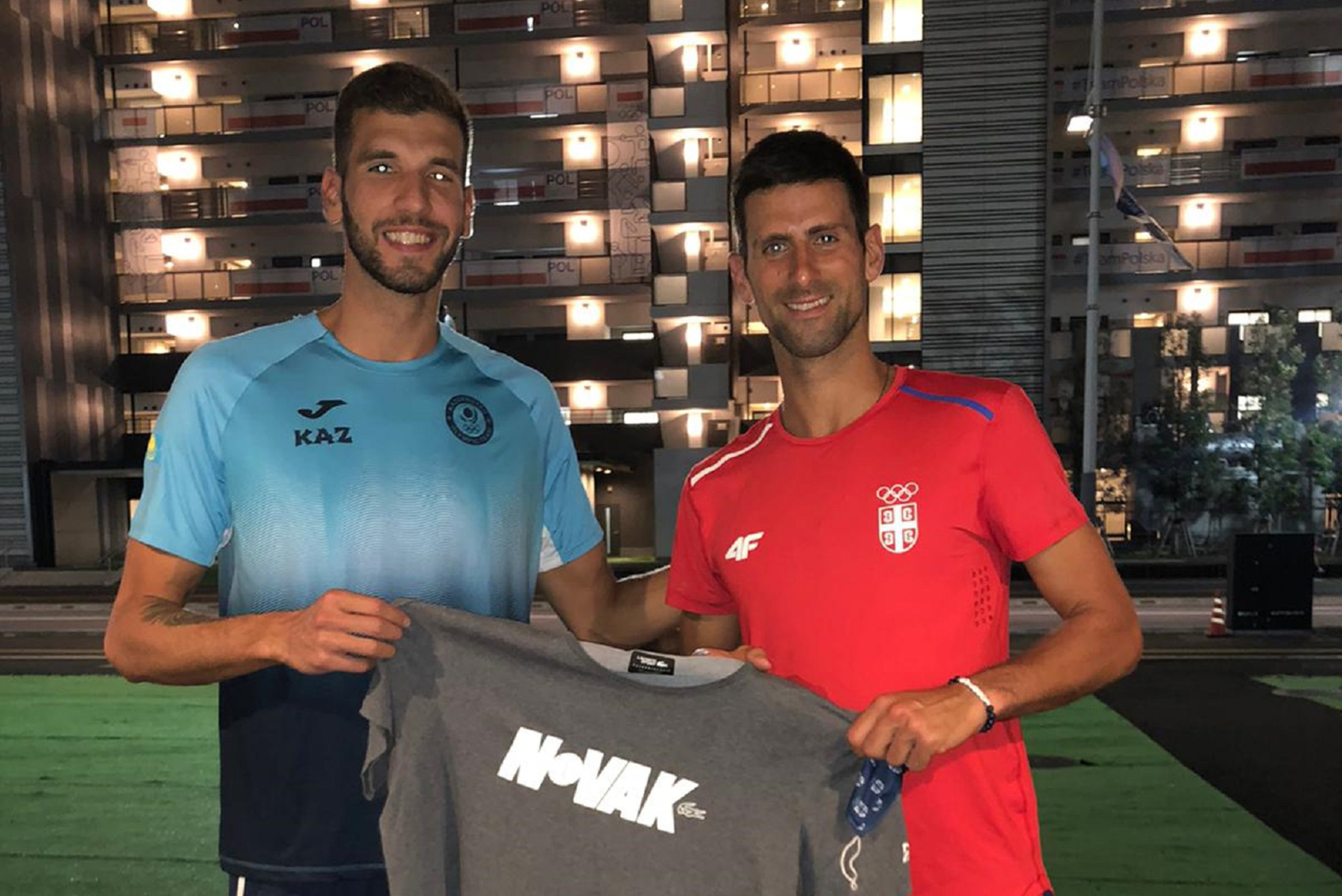 Srđan Vuksanović i Novak Đoković u Olimpijskom selu; Foto: Privatna arhiva