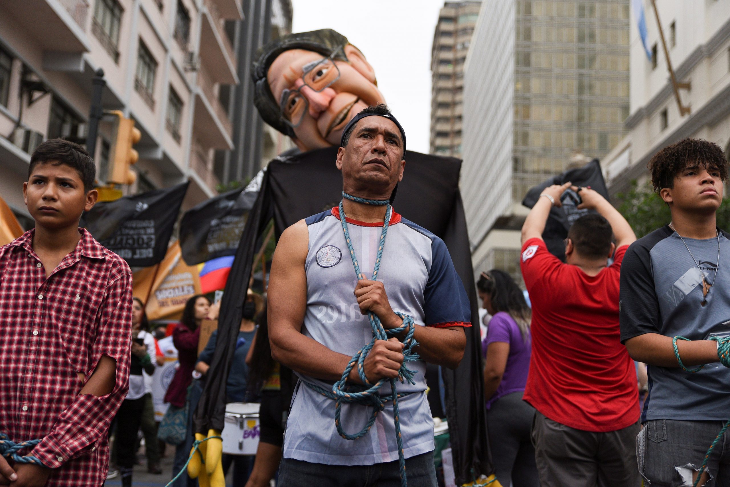 1635323545-2021-10-27T013229Z_1632050724_RC2THQ9XL8R3_RTRMADP_3_ECUADOR-PROTESTS-scaled.jpg