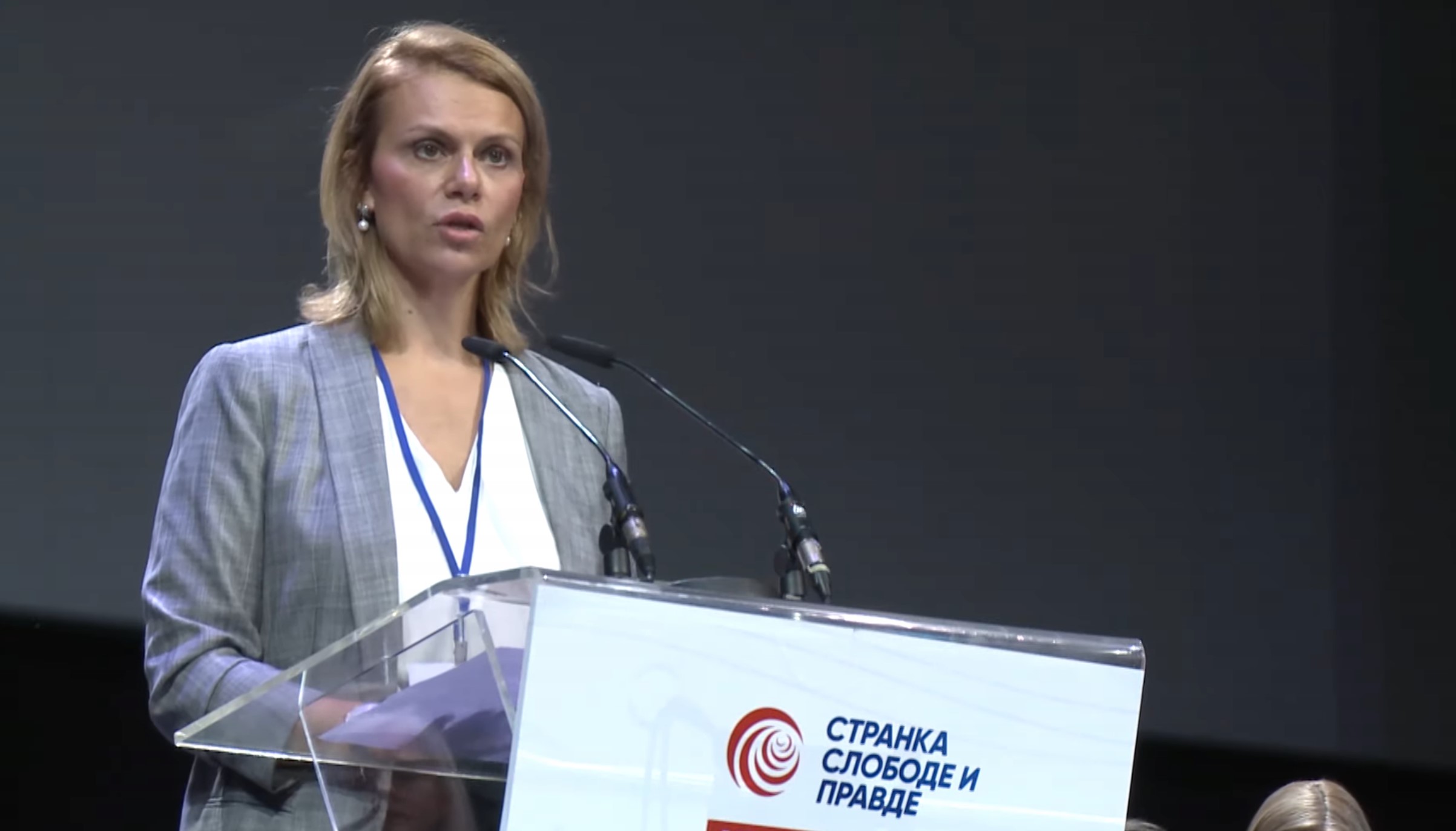 mila popovic foto PrintscreenYouTube Stranka slobode i pravde (1)