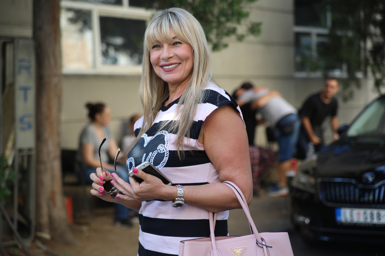 suzana_jovanovic_grand_zvezde___159837__photo_E-Stock_aleksandar_nalbantjan