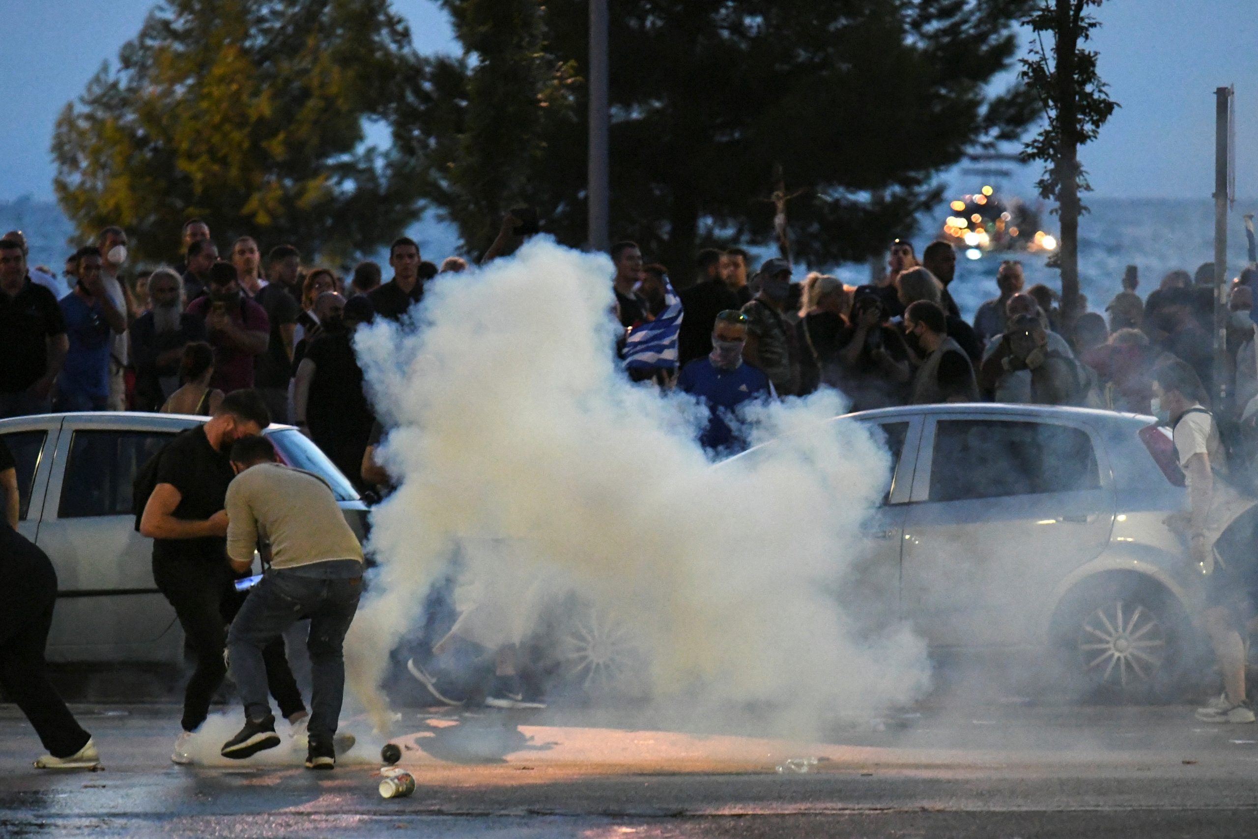 1631387531-2021-09-11T190600Z_1299120425_RC2VNP9TY2D8_RTRMADP_3_HEALTH-CORONAVIRUS-GREECE-VACCINES-PROTESTS-scaled.jpg