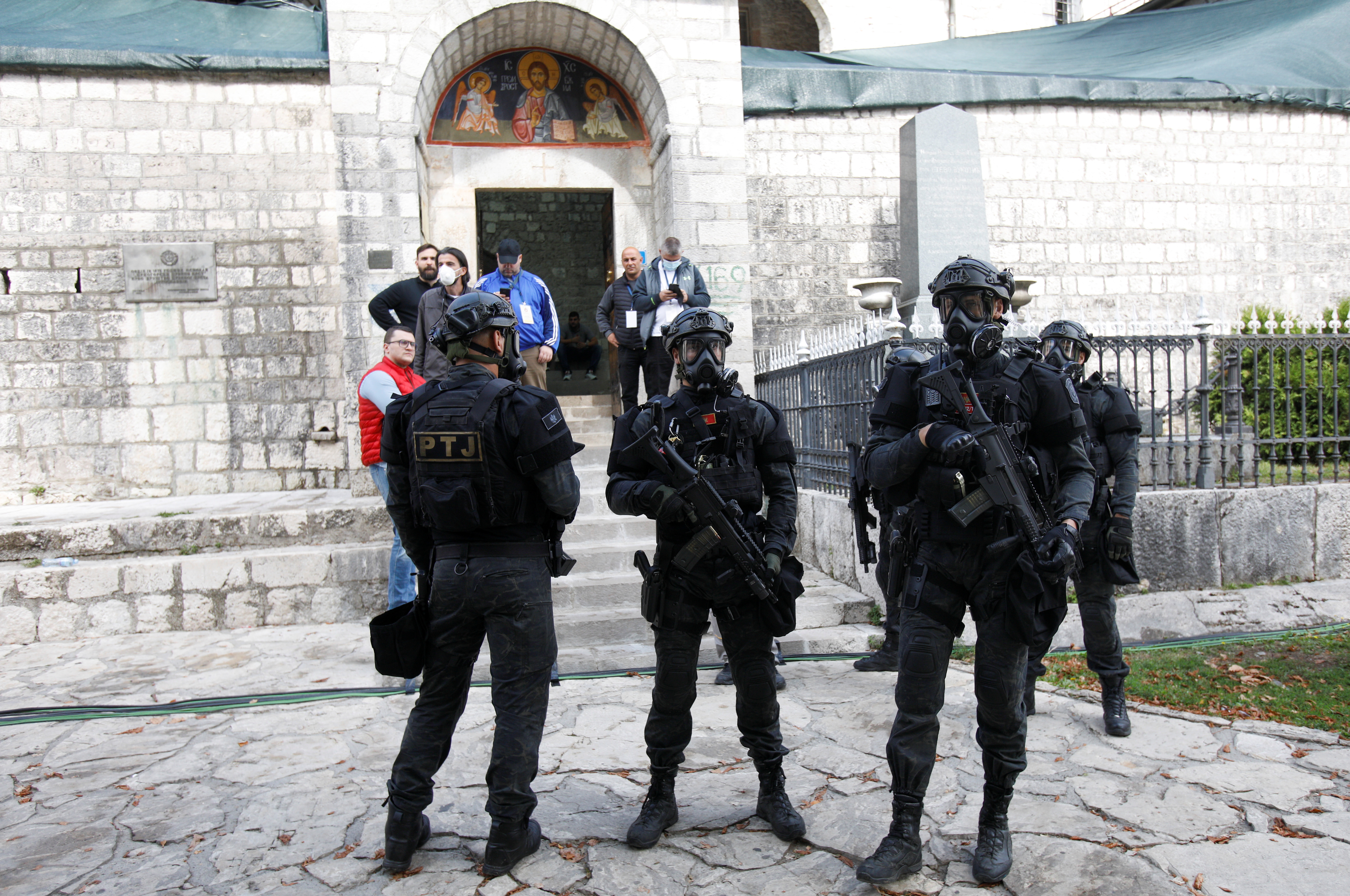 Protest against enthronement of Bishop Joanikije in Cetinje