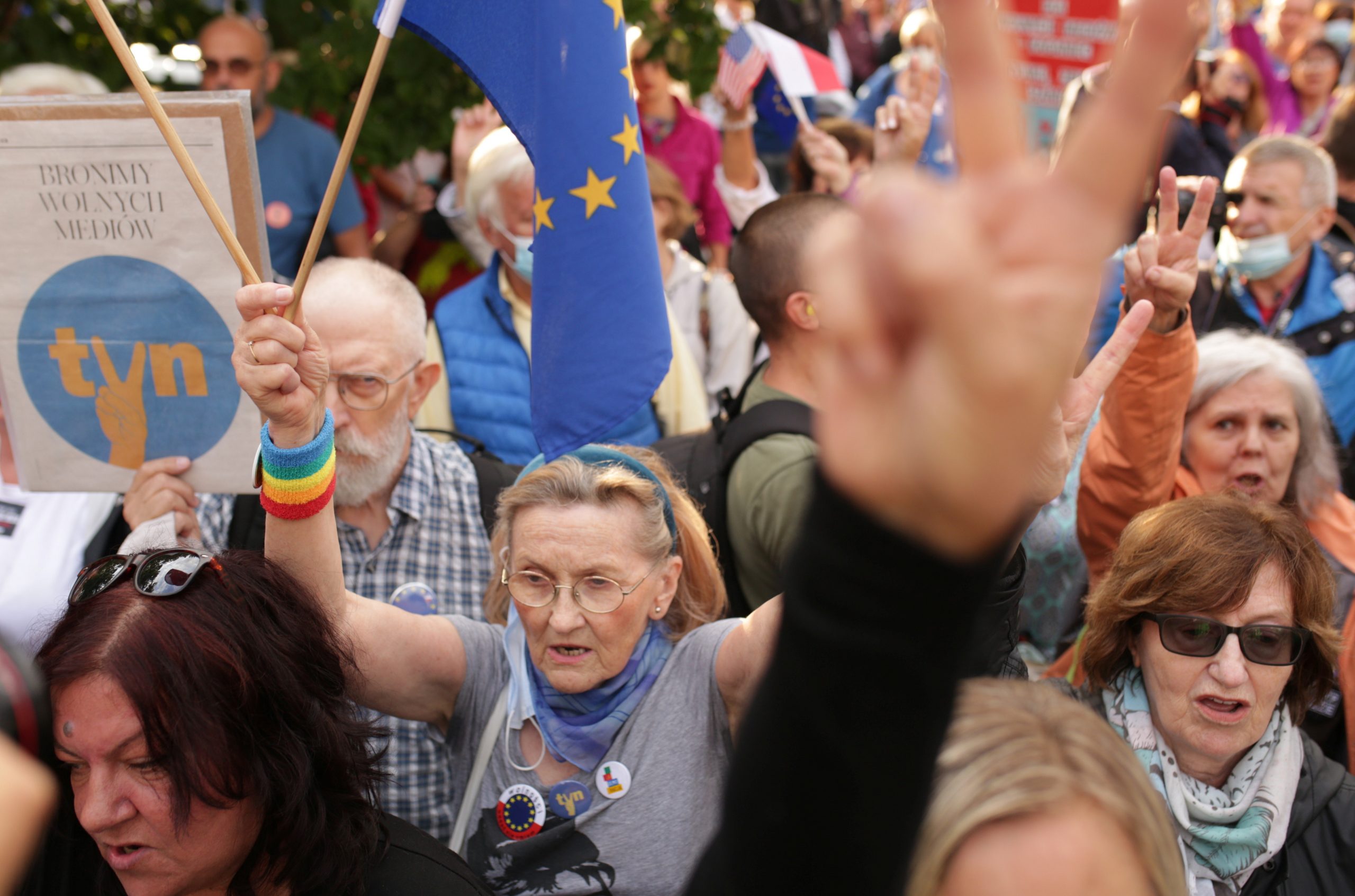 1628634220-2021-08-10T171434Z_1797978648_RC2H2P9JQ1S4_RTRMADP_3_POLAND-DEMOCRACY-MEDIA-TVN-scaled.jpg