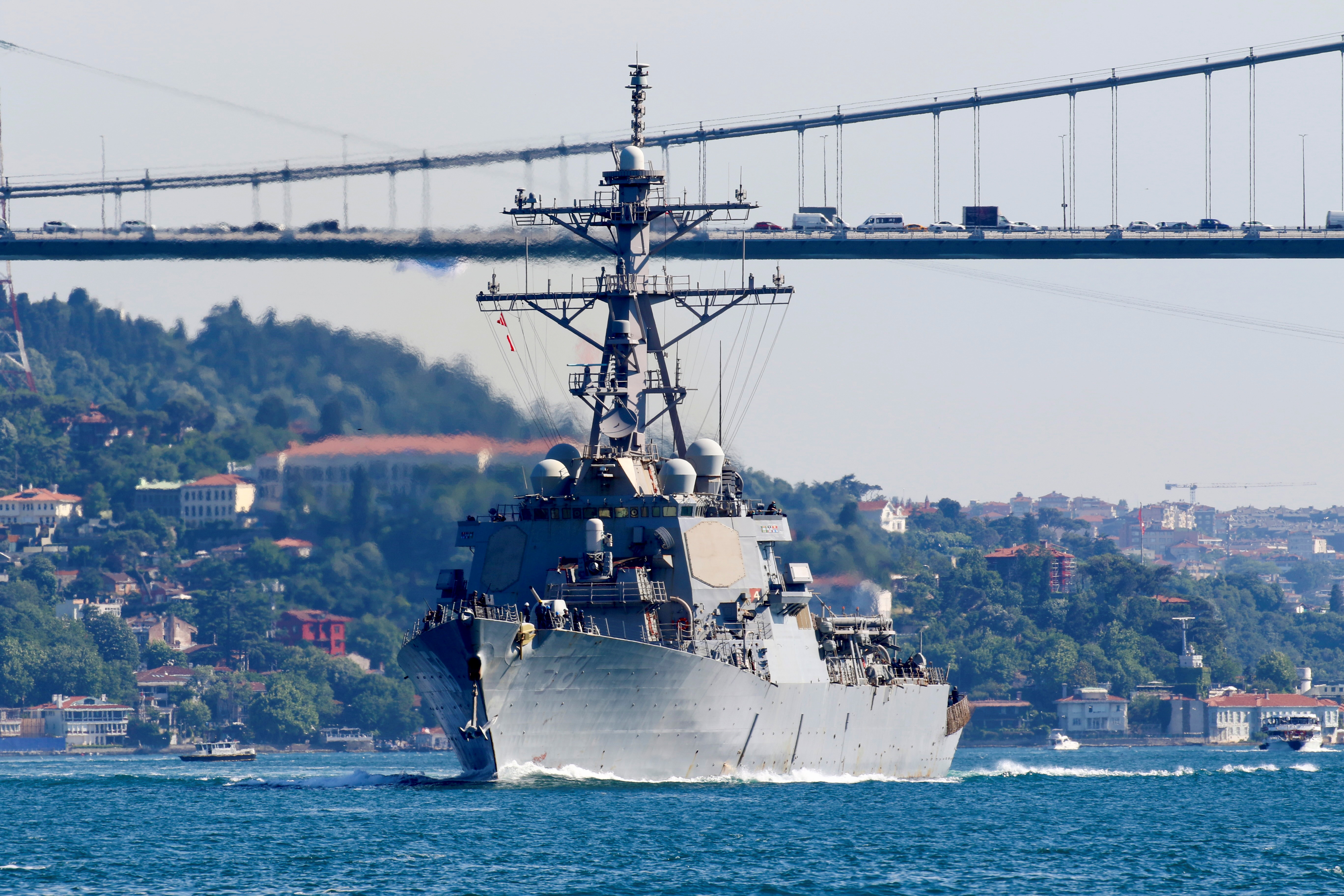 The U.S. Navy guided-missile destroyer USS Laboon sets sail in Istanbul's Bosphorus