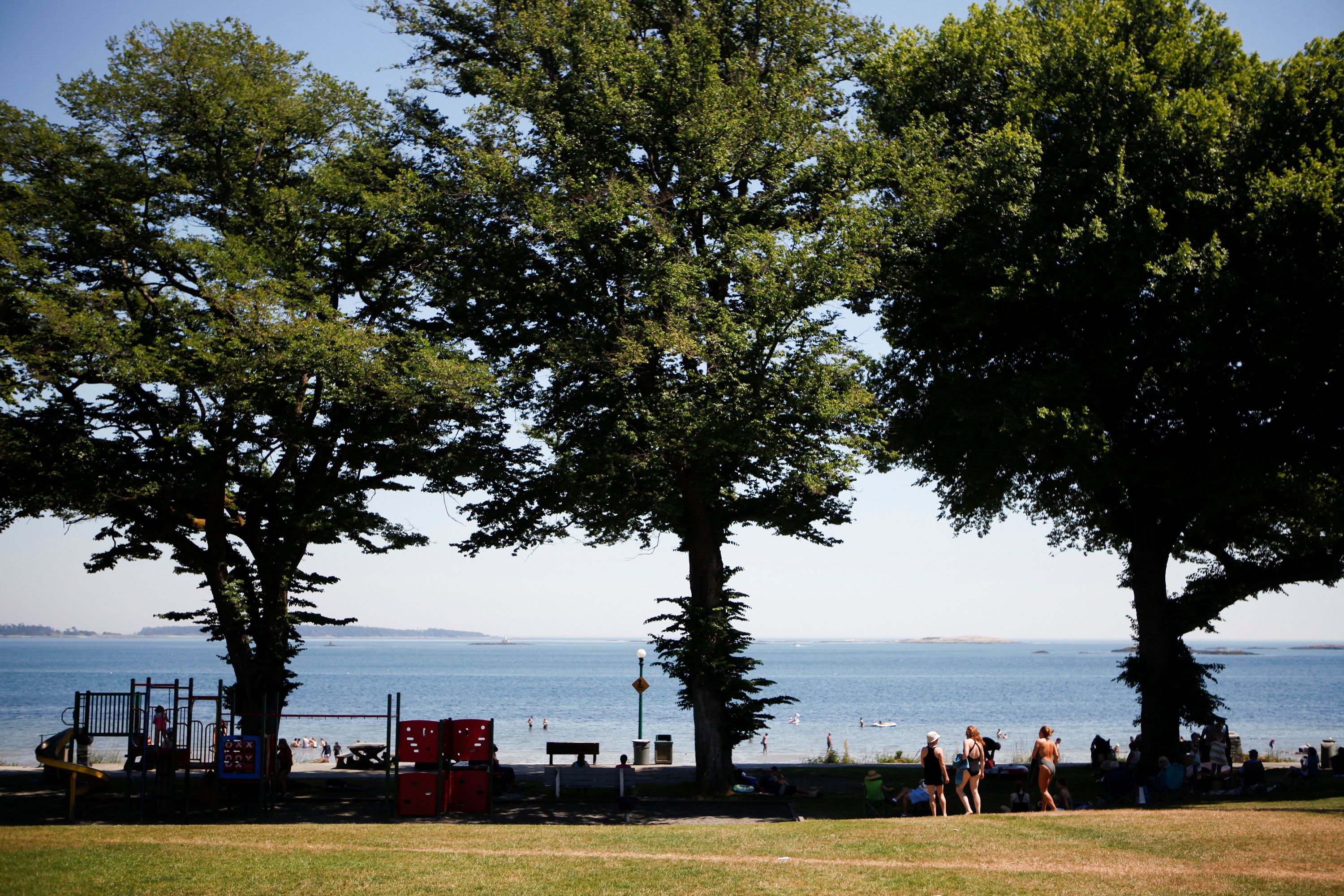 Heatwave hits the Canadian west coast