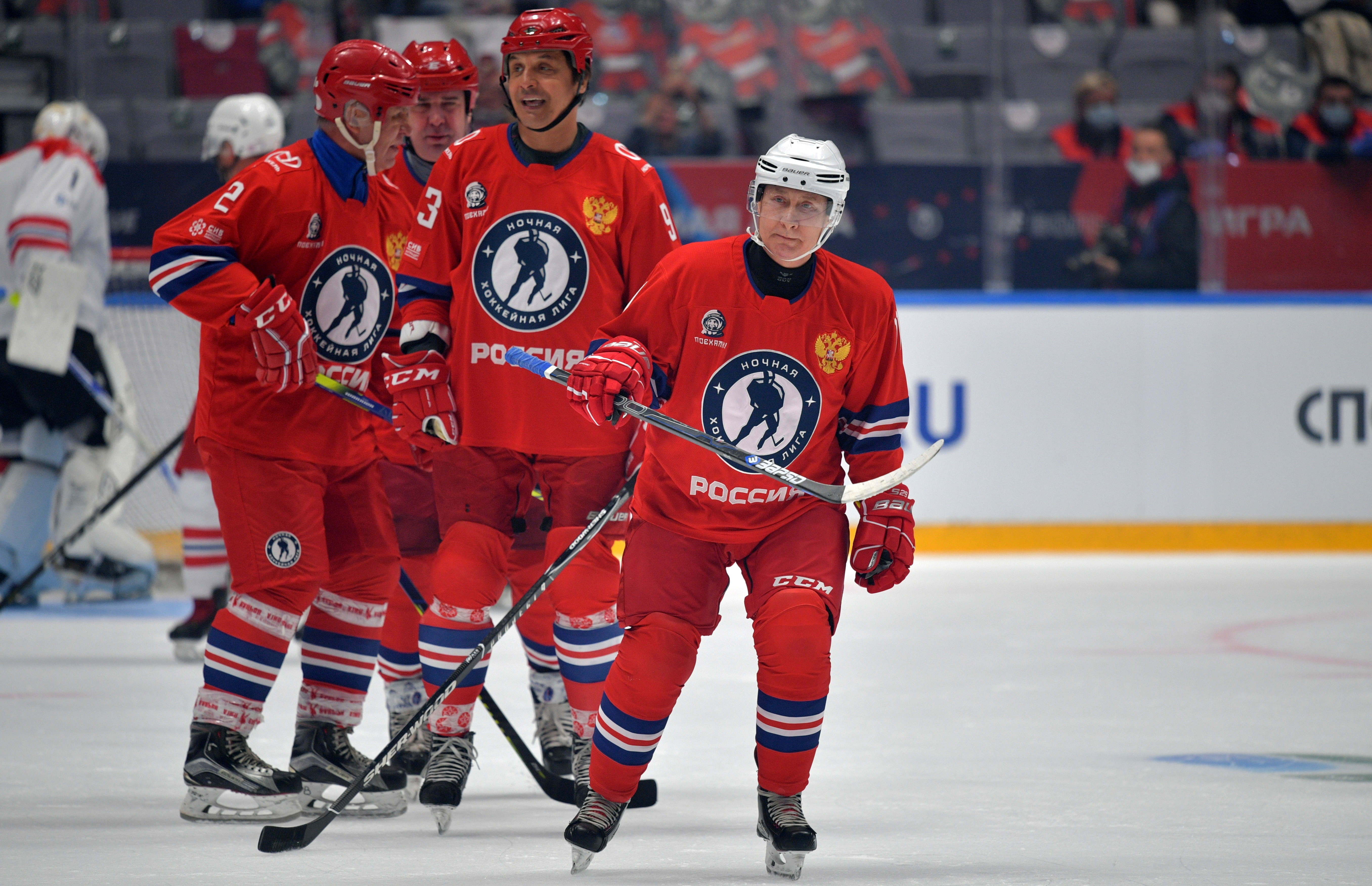 Russian President Vladimir Putin takes part in an ice hockey game of the Night Hockey League in Sochi, Russia May 10, 2021. Sputnik/Alexei Druzhinin/Kremlin via REUTERS ATTENTION EDITORS - THIS IMAGE WAS PROVIDED BY A THIRD PARTY.