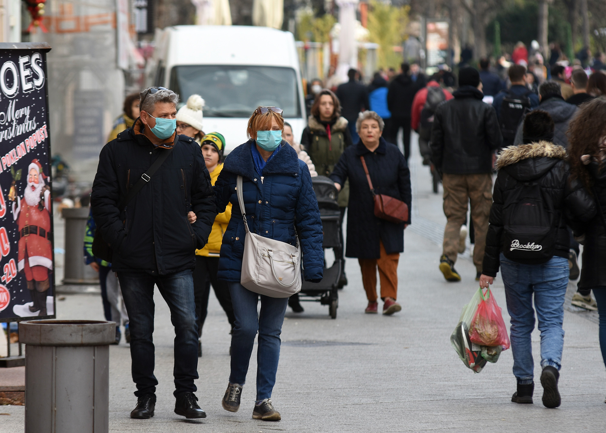 Novi Sad401 korona mere zatvoreni kafici i prodavnice foto Nenad Lazic