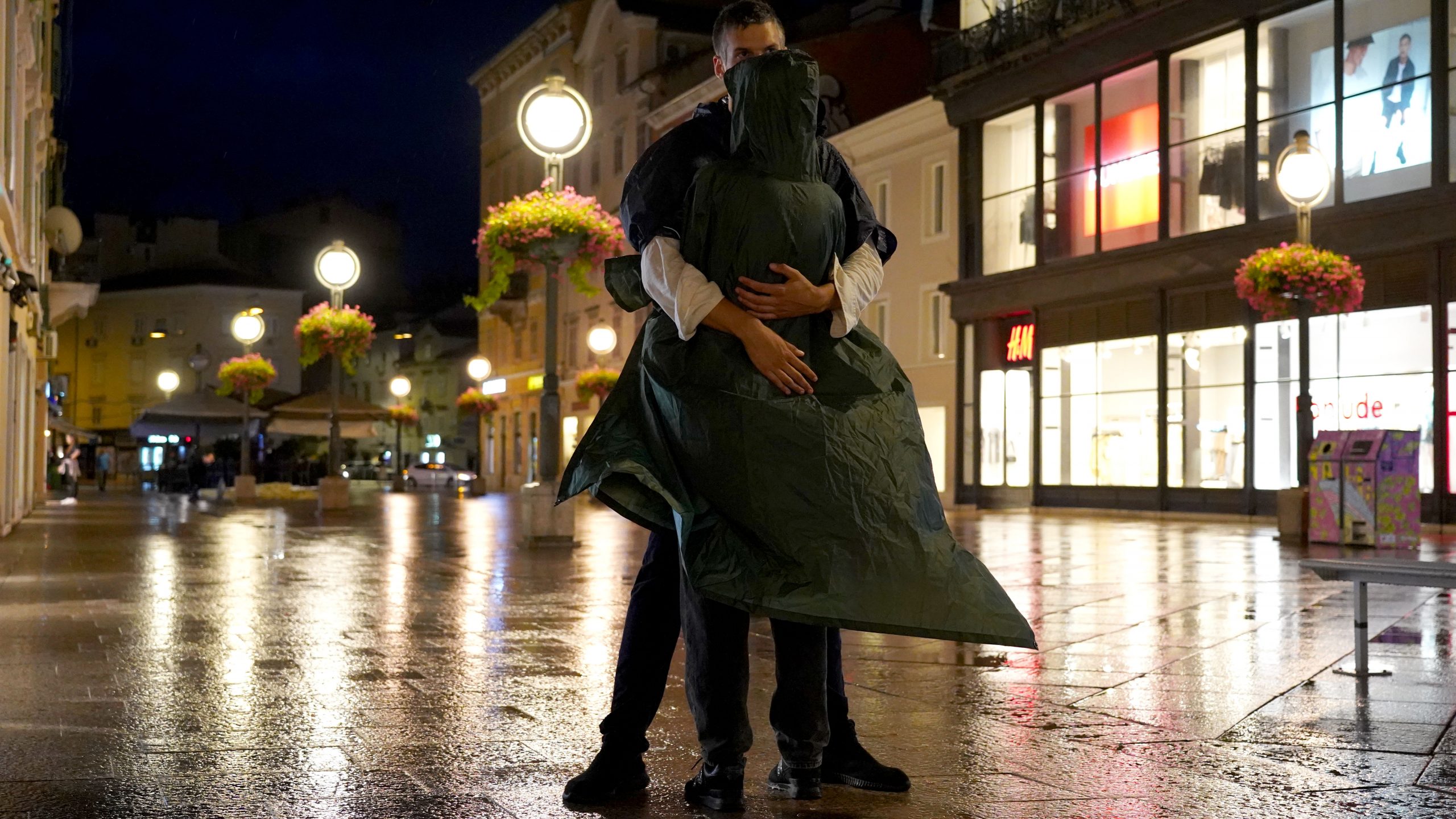 Performans Studija jednog zagrljaja