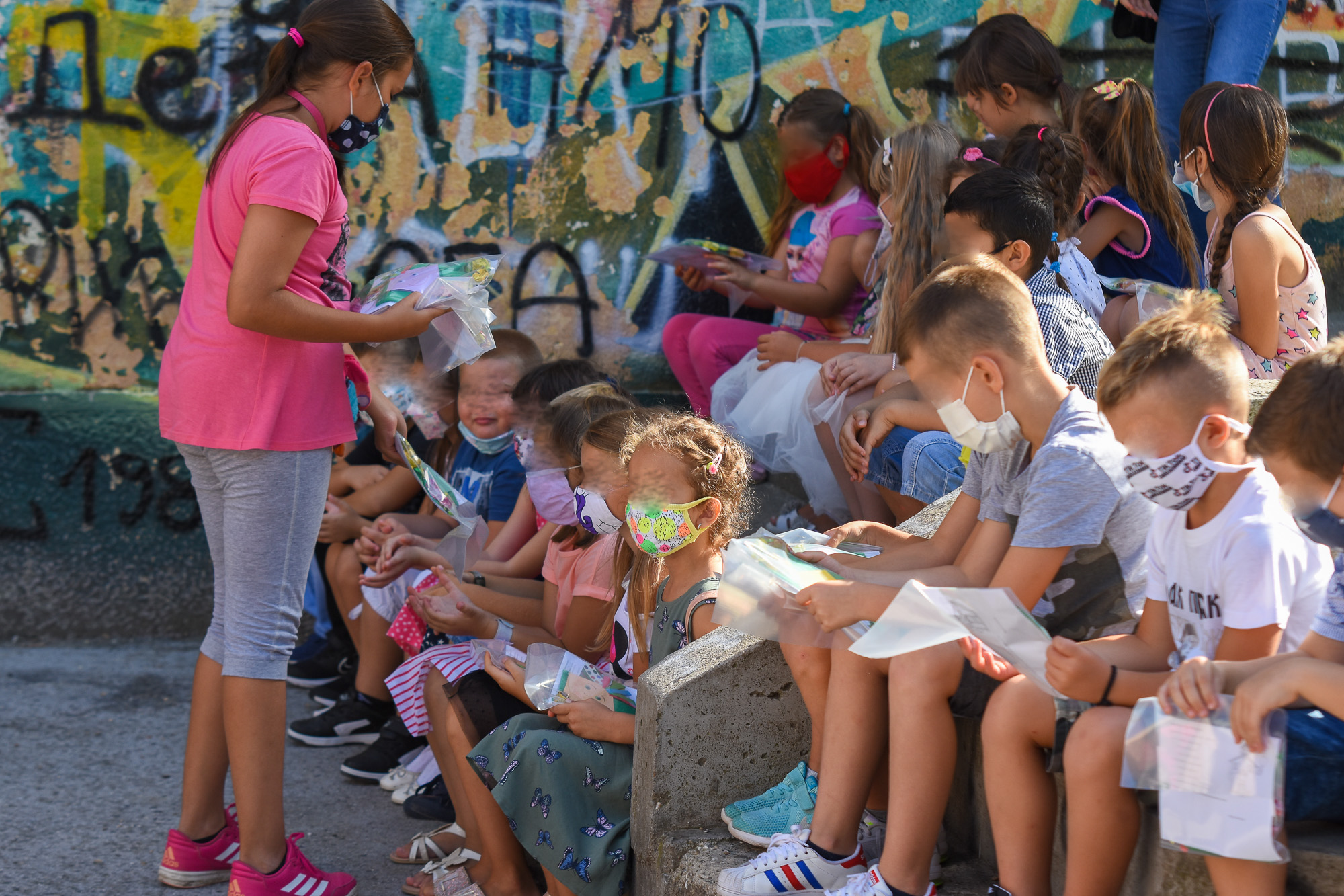 Novi Sad 31.08.2020 Prijem za djake prvake, đake prvake,  prvi dan škole, djaci prvaci, đaci prvaci, osnovna škola Dositej Obradović Foto: Nenad Lazić/Nova.rs Nenad Mihajlović