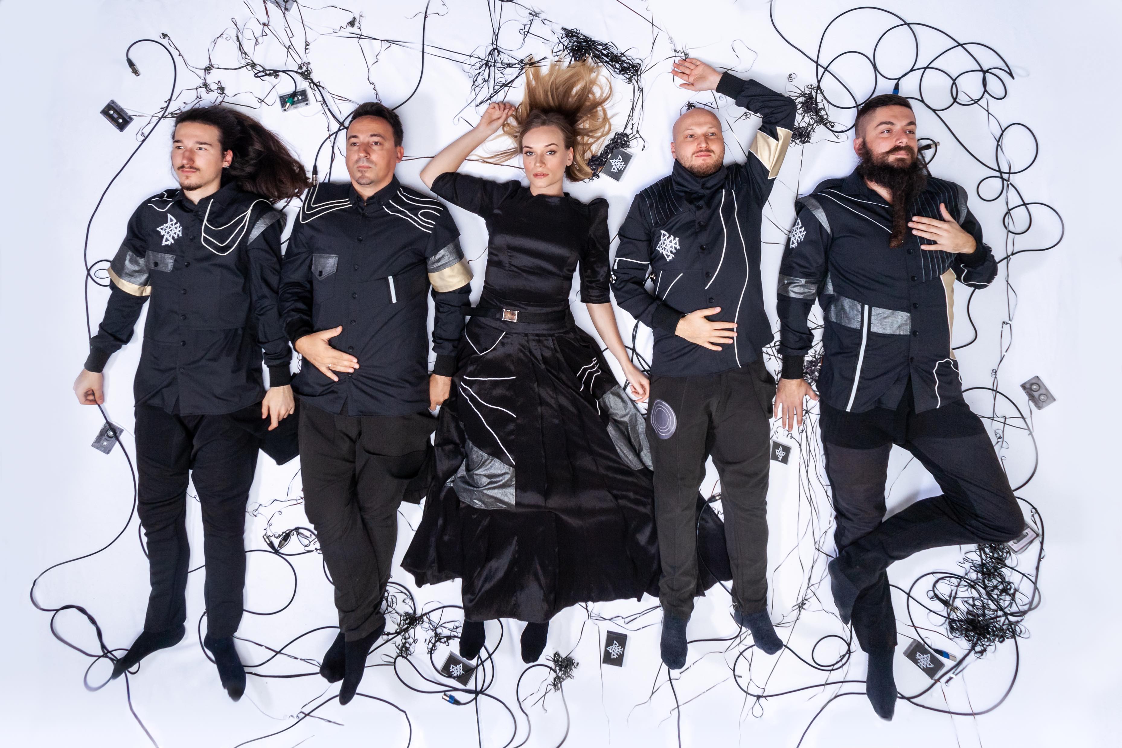 Divanhana Zavrzlama Promo Photoshoot 2 horizontal