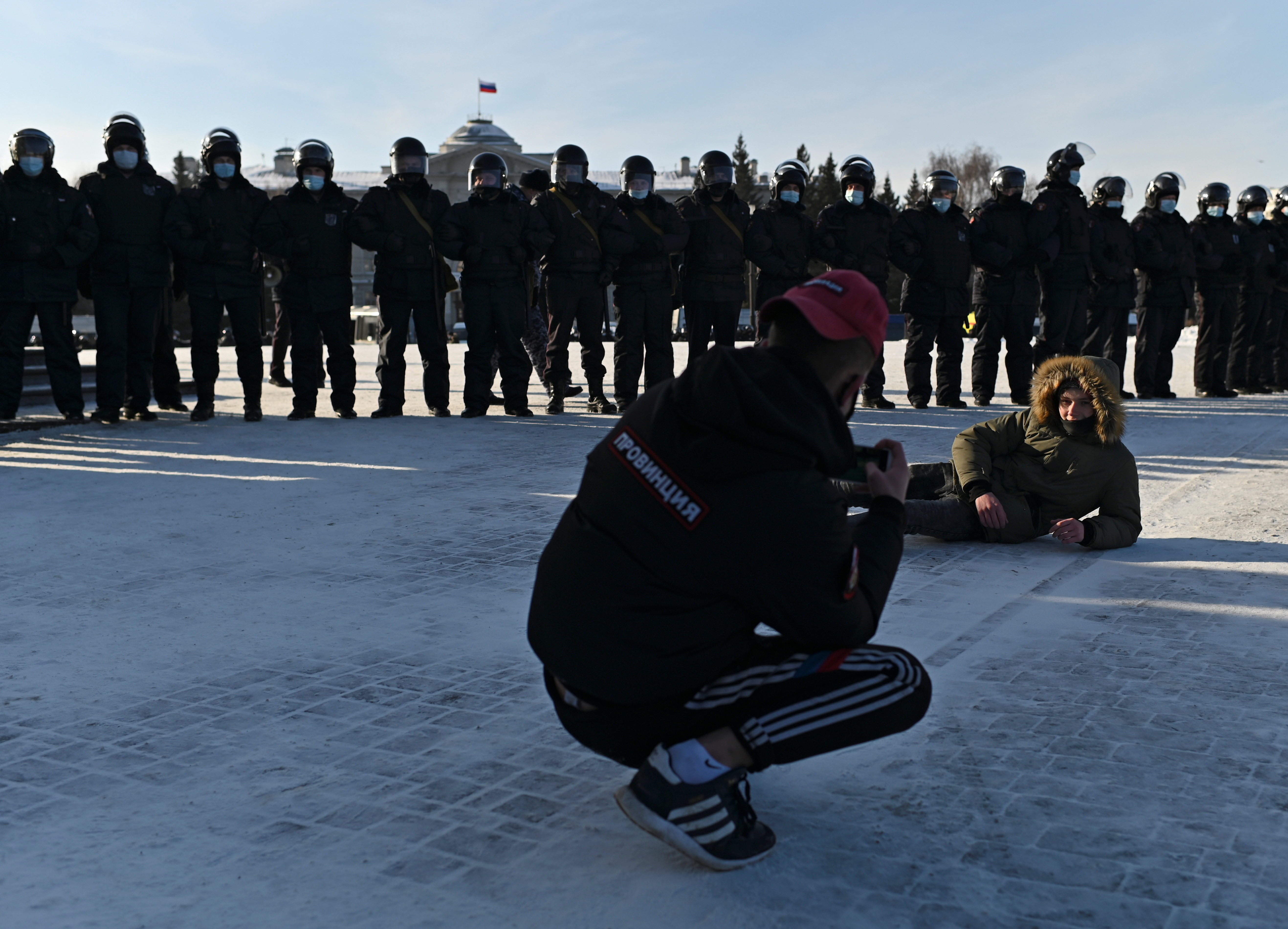 Rally in support of Alexei Navalny in Omsk rusija navaljni