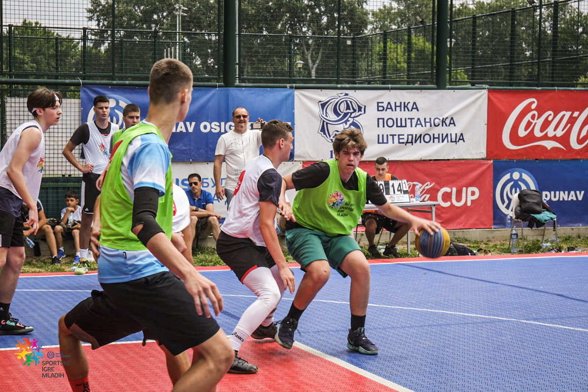 1624365778-basket-3-na-3-klinci-na-Igrama-oobozavaju-foto-SIM-Srbije.jpg