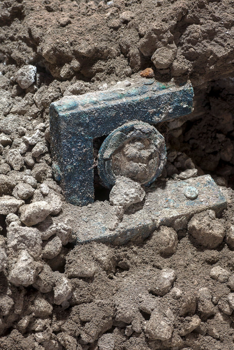 2021-02-27T123210Z_1249976430_RC201M9BCSPP_RTRMADP_3_ITALY-POMPEII.jpg