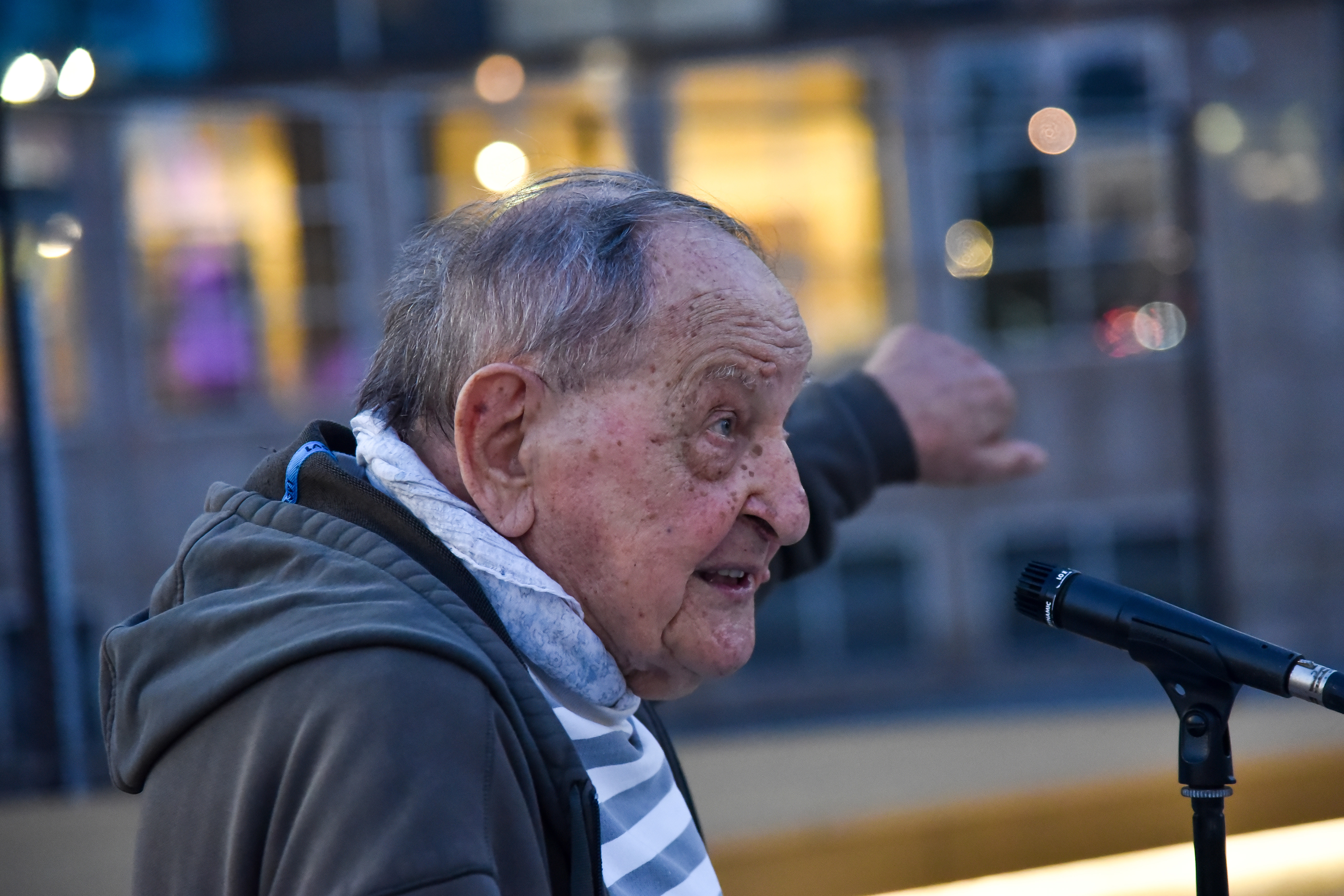 Beograd 14.10.2019. Vlastimir Velisavljevic Vlasta Velisavljevic, glumac. Otvaranje, otvoren Trg glumackih legendi, velikani naseg glumista, zvezde, Trg Slavija RAS Foto Nemanja Jovanovic