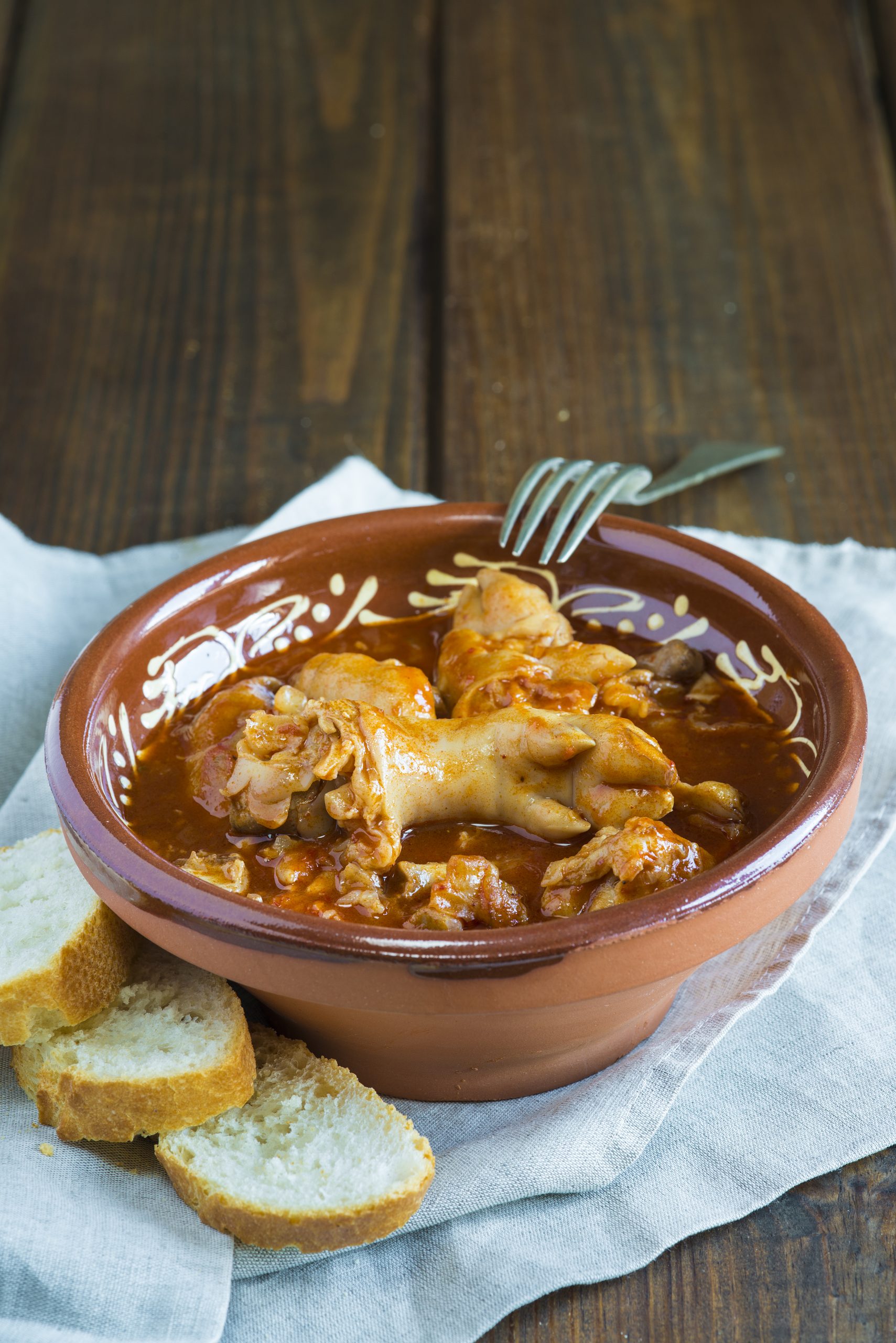 21.12. (c) svinjski papci u saftu, Novogodišnja trpeza, majstor amater, recept dana