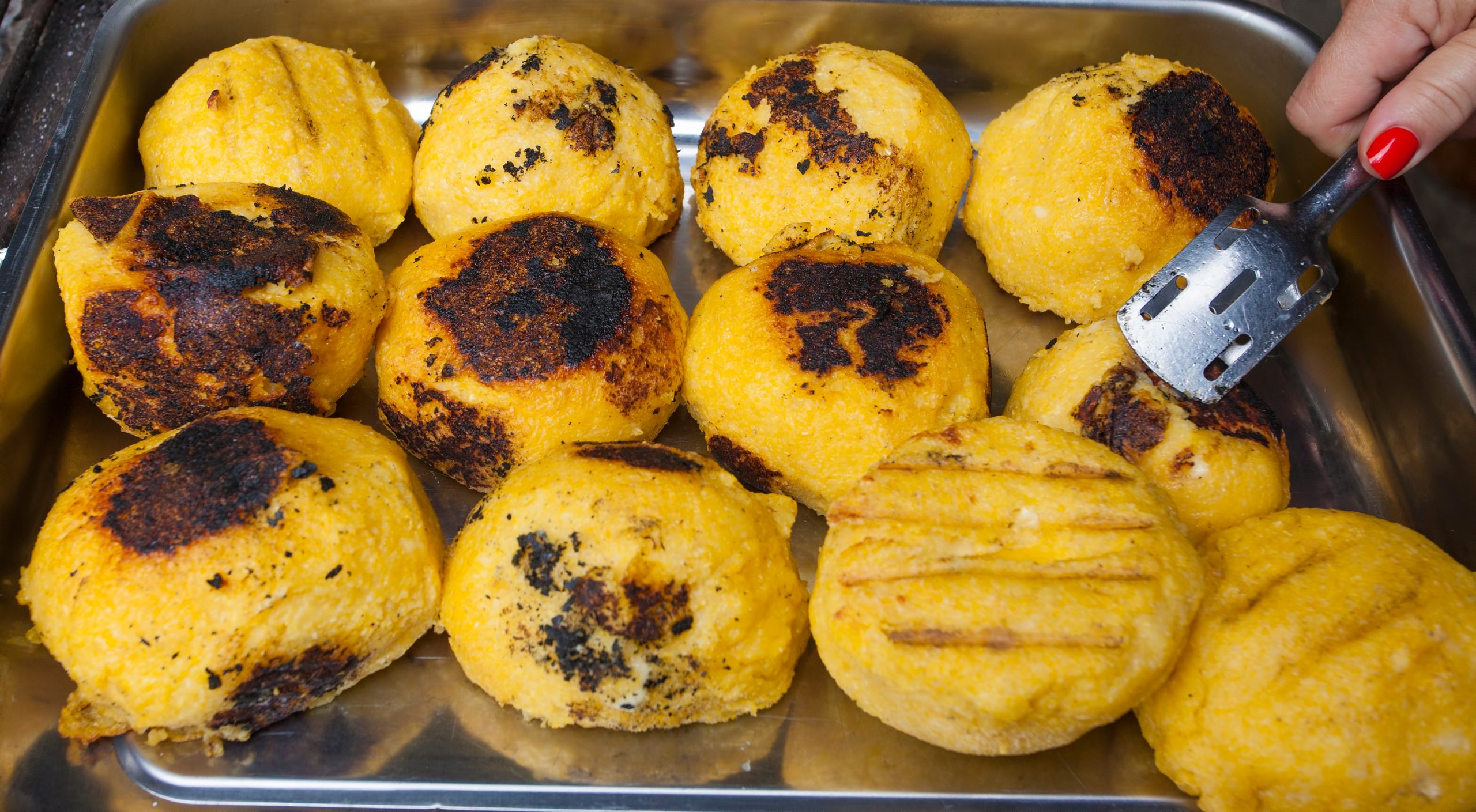27.9. (b) Mamaljuga-bulz de mamaljuga stock-photo-grill-bulz-romanian-traditional-food-from-grilled-polenta-filled-with-cheese-1825158713