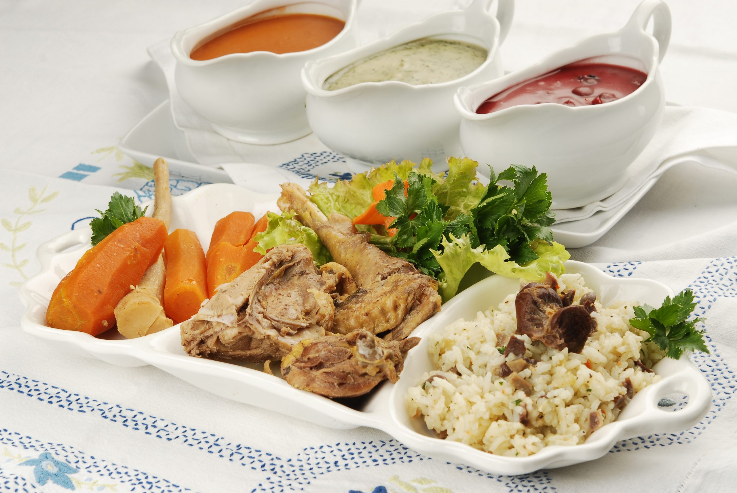 Sombor 09.12.2010.

Salas Dida Hornjakov
Backi rinflajs, bareno povrce

Backi rucak

Blic Zena Kuhinja
Sta se kuva po Srbiji BACKA

Foto: Vladislav Mitic