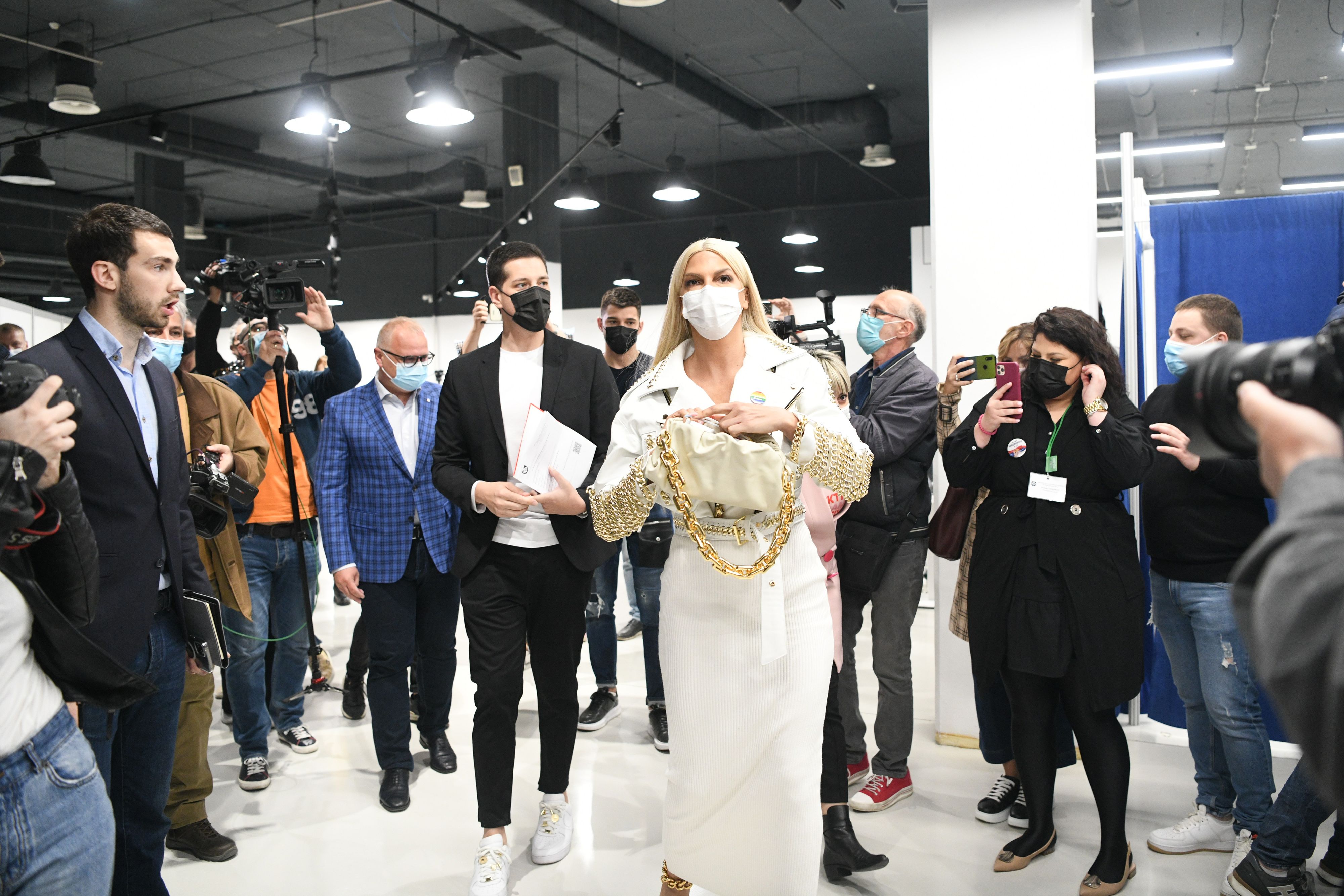 Beograd 06.05.2021. Usce soping centar, vakcina, vakcinacija, pocetak vakcinacije u trznim centrima, korona, virus, corona