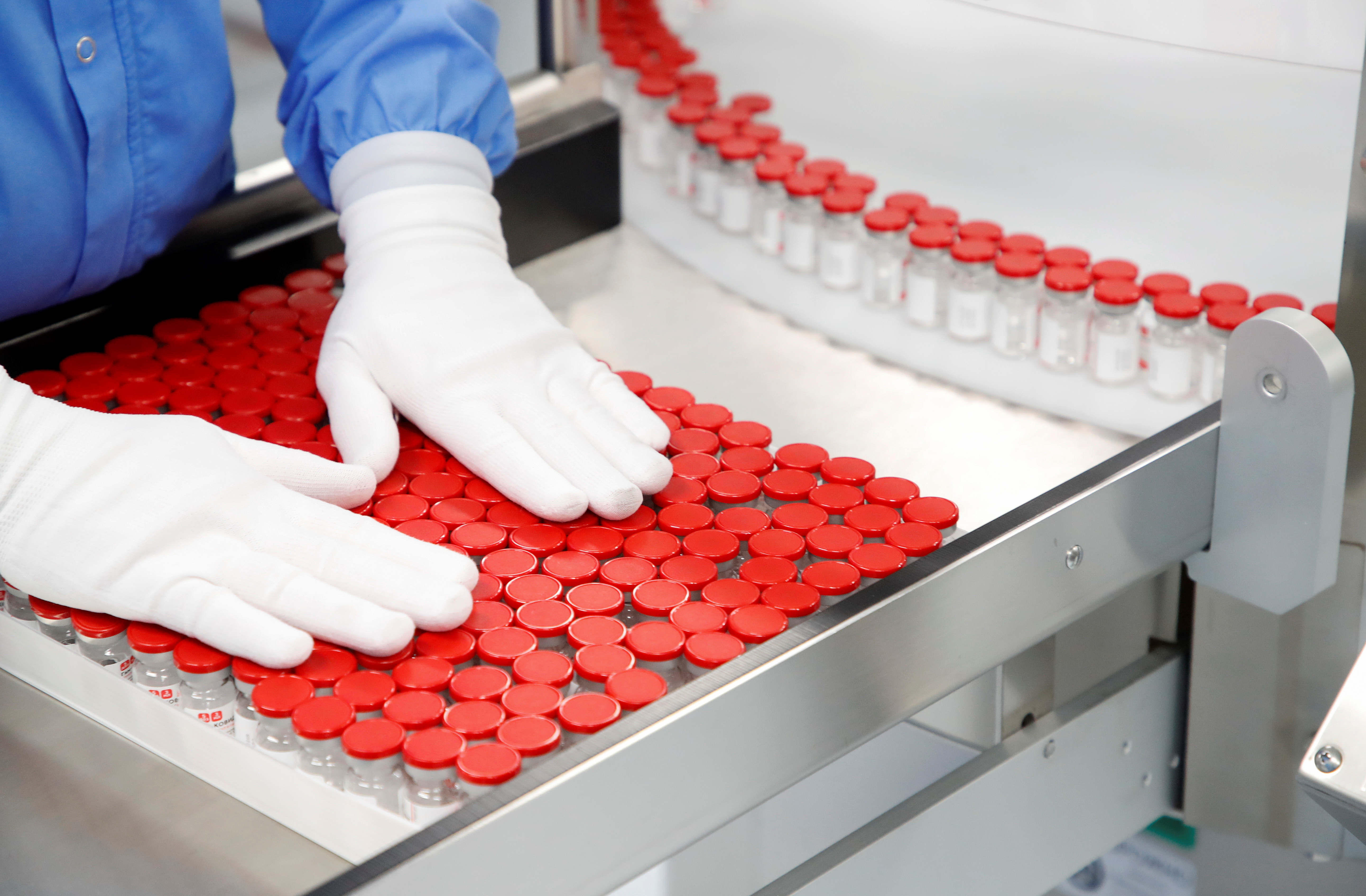 vakcina Production of Gam-COVID-Vac vaccine against the coronavirus disease in Saint Petersburg