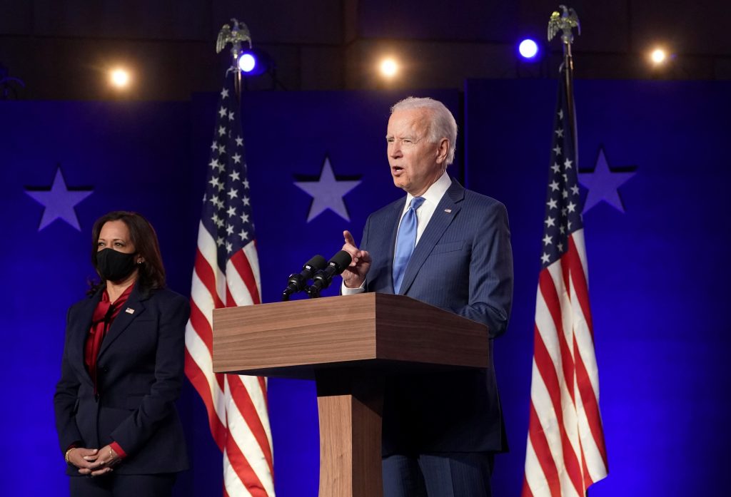 2020-11-07T044543Z_780304860_RC24YJ927HXG_RTRMADP_3_USA-ELECTION-BIDEN-1024x697.jpg
