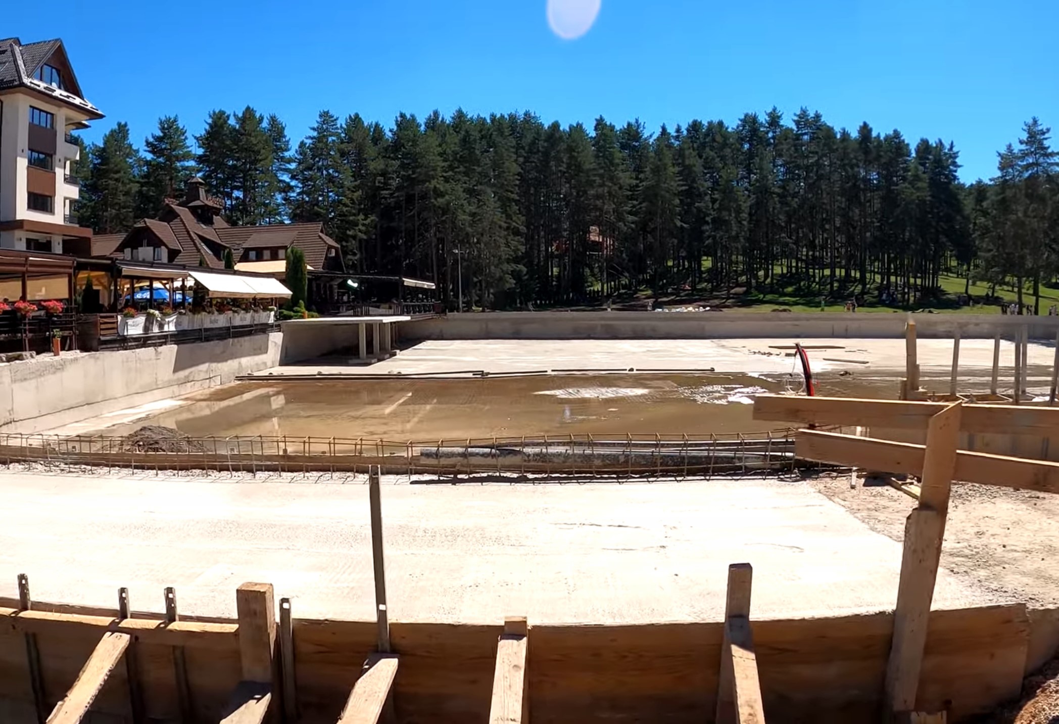 PROBUDI SE 01.09.2020.
Zlatibor, jezero, prazno jezero, radovi Foto: Printscreen/YouTube/School Class