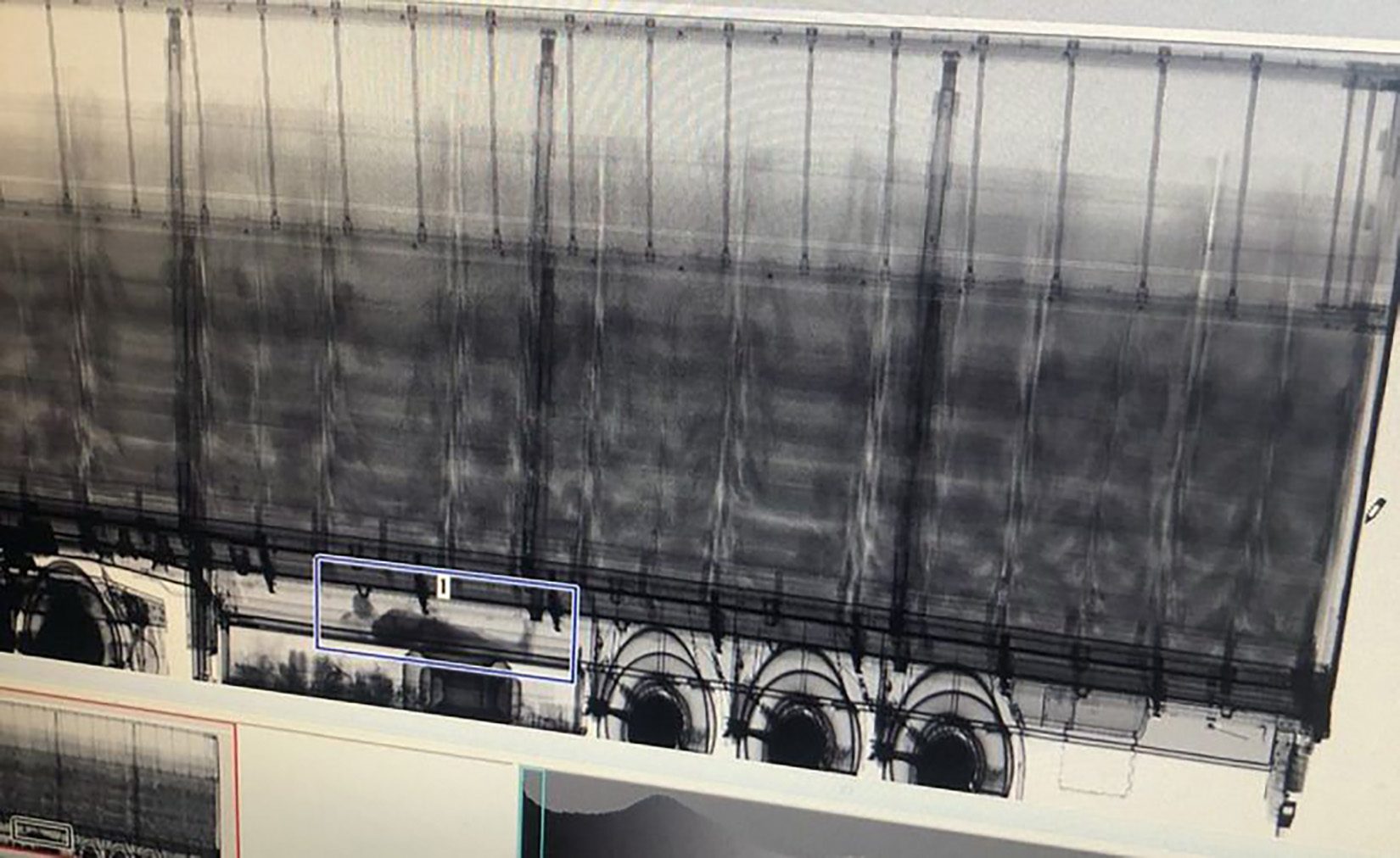 migranti u mesalici za beton