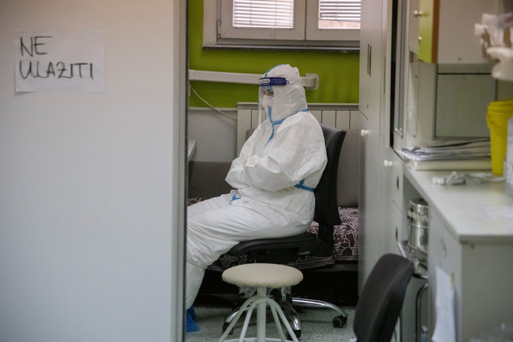 A medical worker is seen after treating patients suffering from the coronavirus disease (COVID-19) at Clinical Hospital Center Zemun in Belgrade, Serbia, November 26, 2020. REUTERS/Marko Djurica