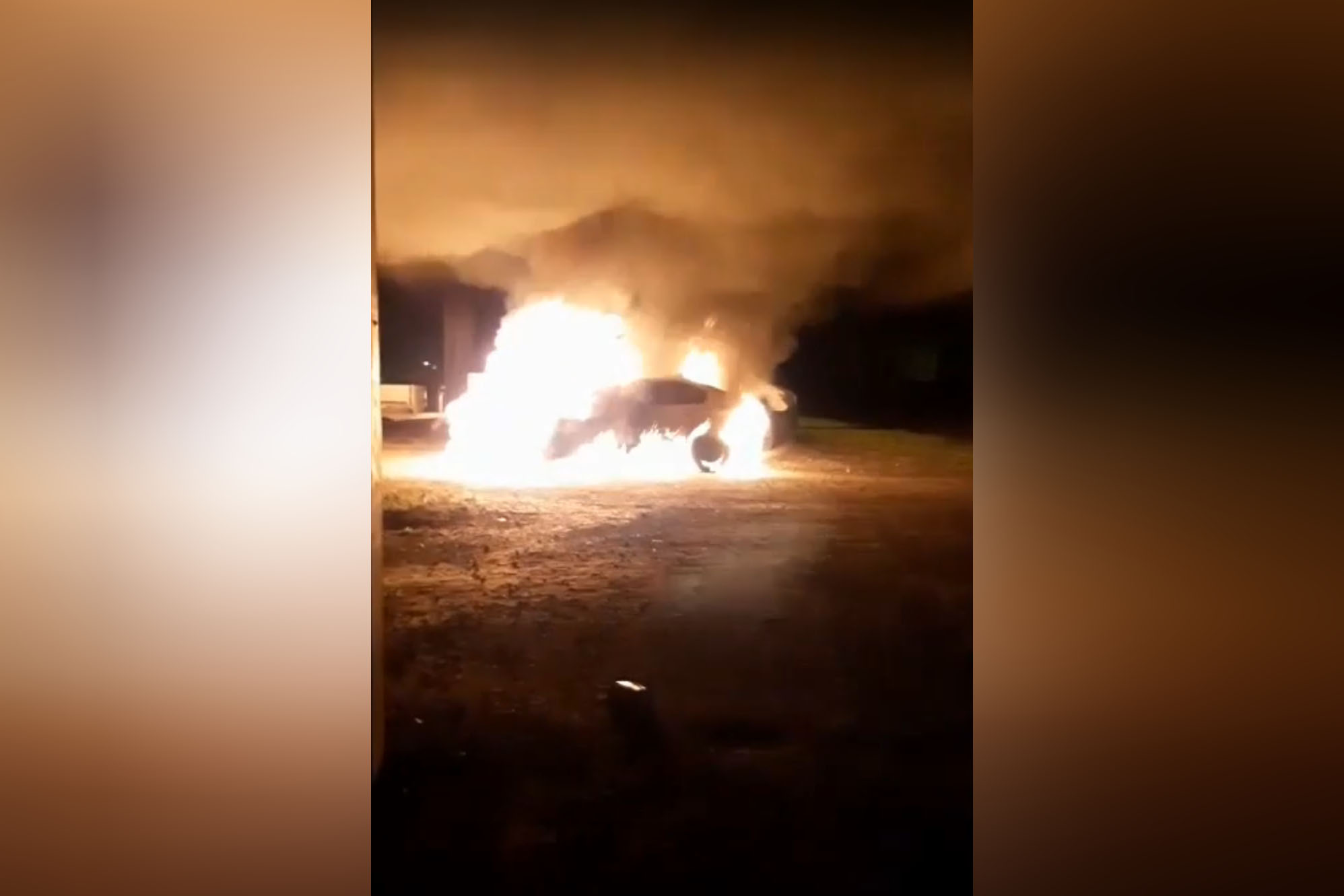 Novi Sad, eksplozija, ekspolodirao džip, autobomobil BMW, kod mosta Sloboda Foto: Printscreen/YouTube/Radio-televizija Vojvodine
