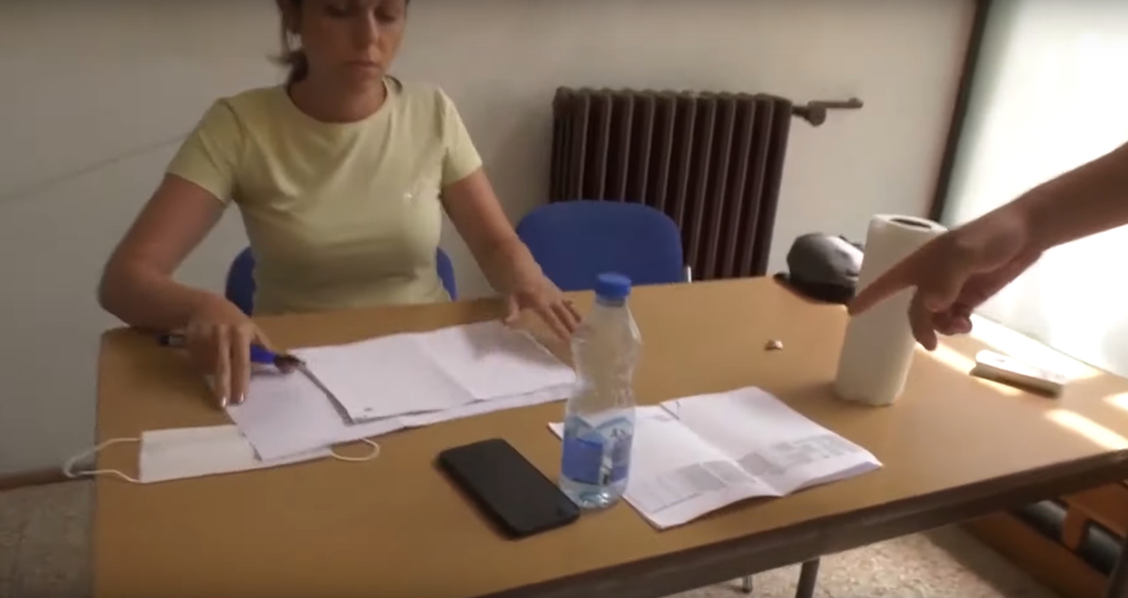 SNS, biračko mesto, paralelni spiskovi Foto: Printscreen/Facebook/Ktv Televizija